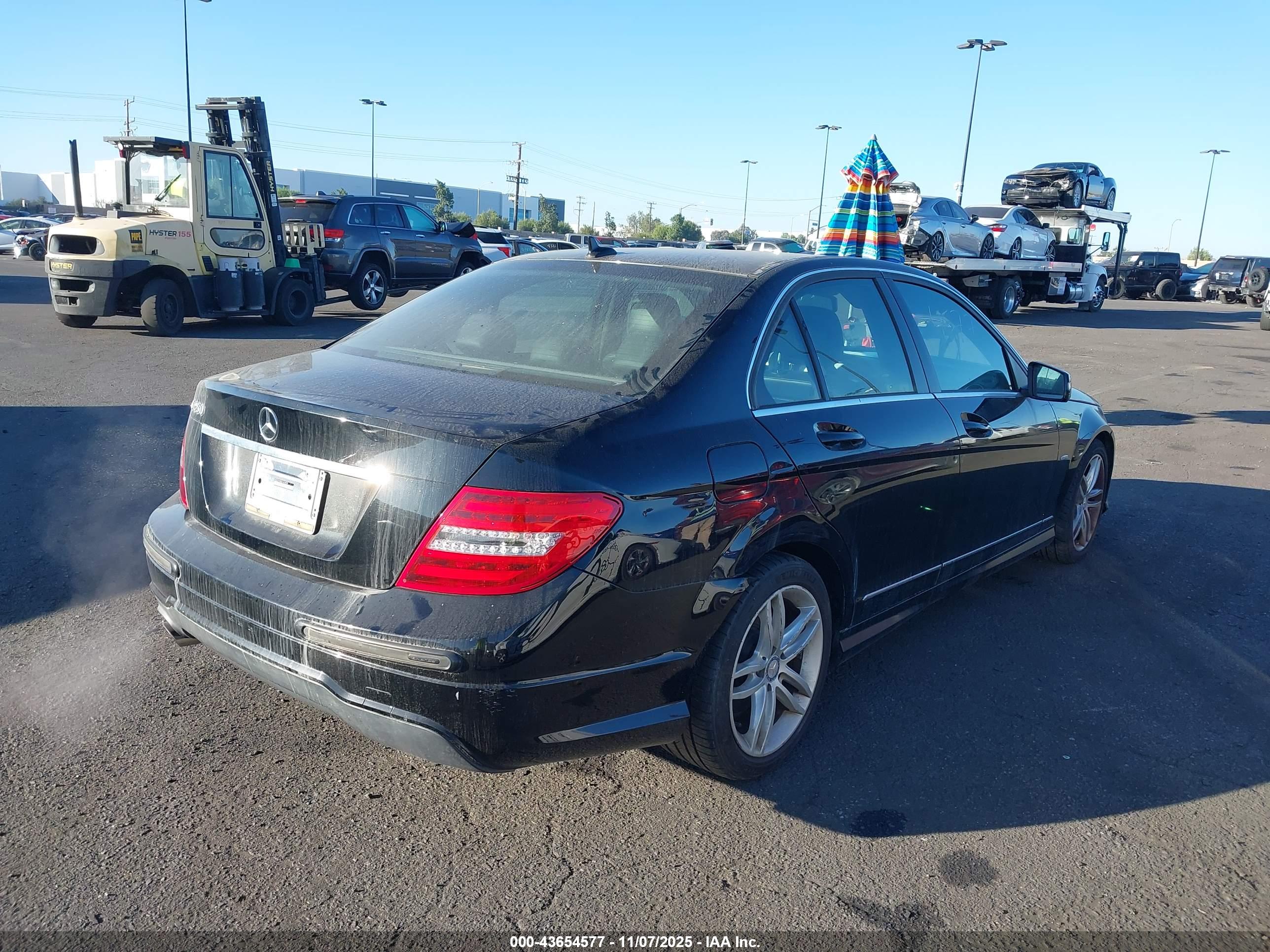 MERCEDES-BENZ C image 4