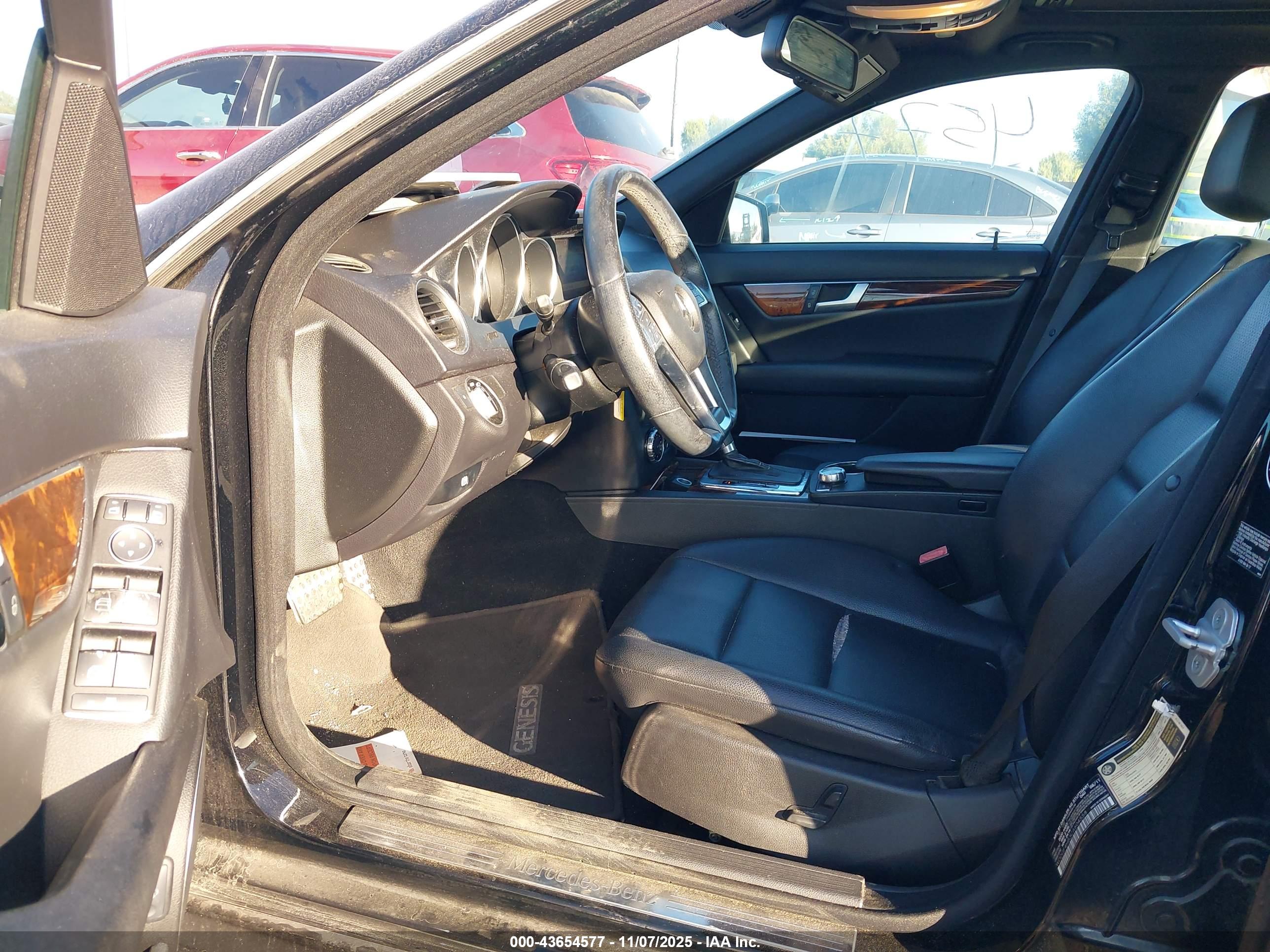 MERCEDES-BENZ C image 5