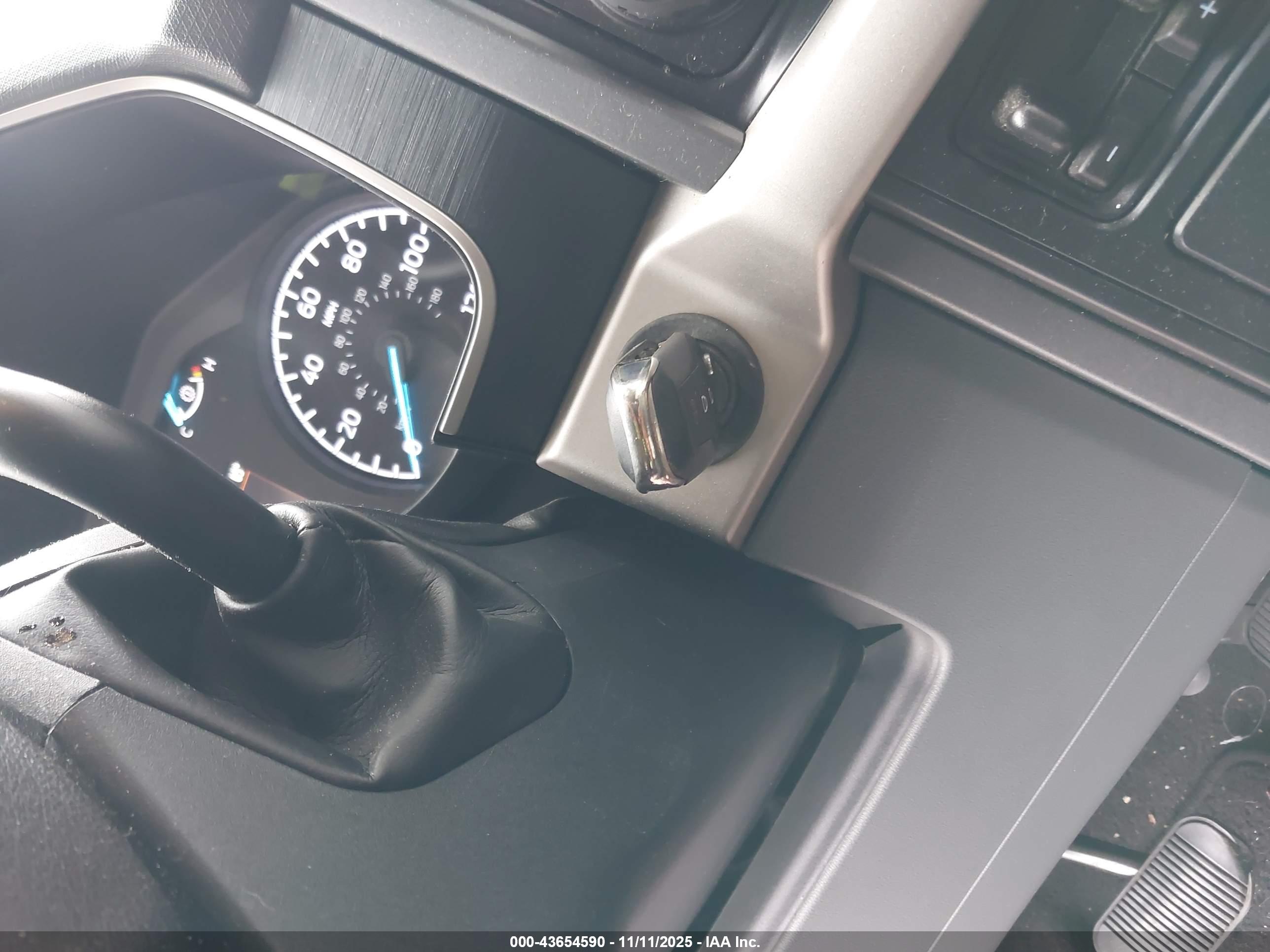 FORD F-150 image 11