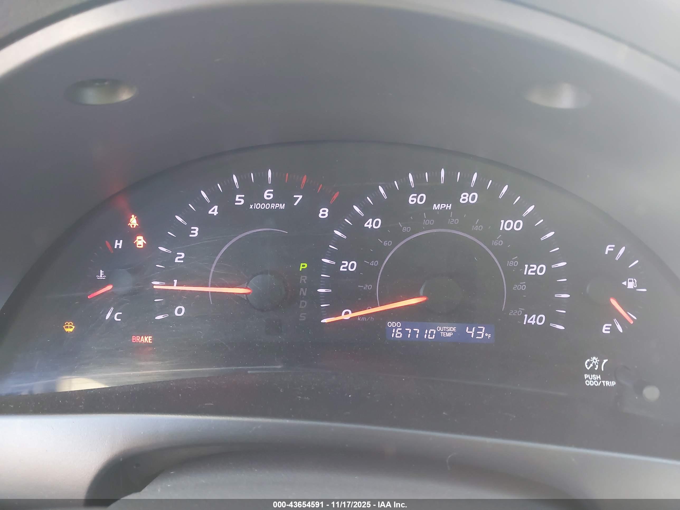 TOYOTA CAMRY image 7