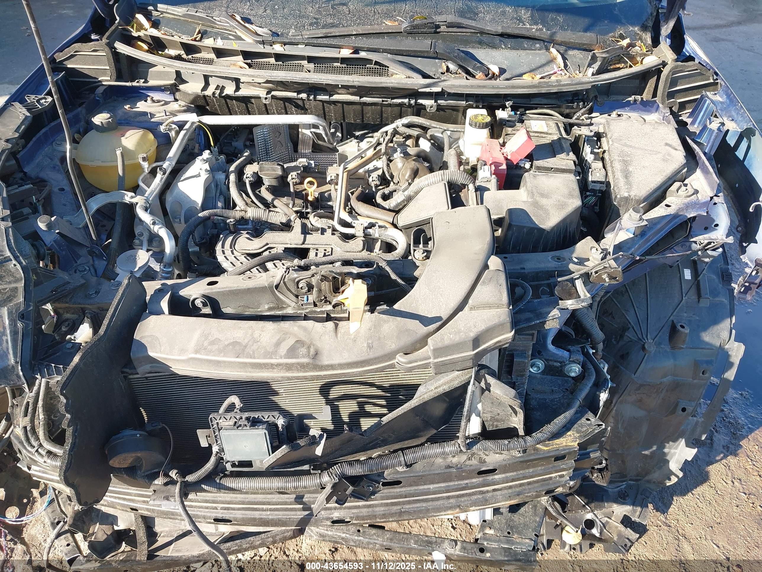 NISSAN ROGUE image 10