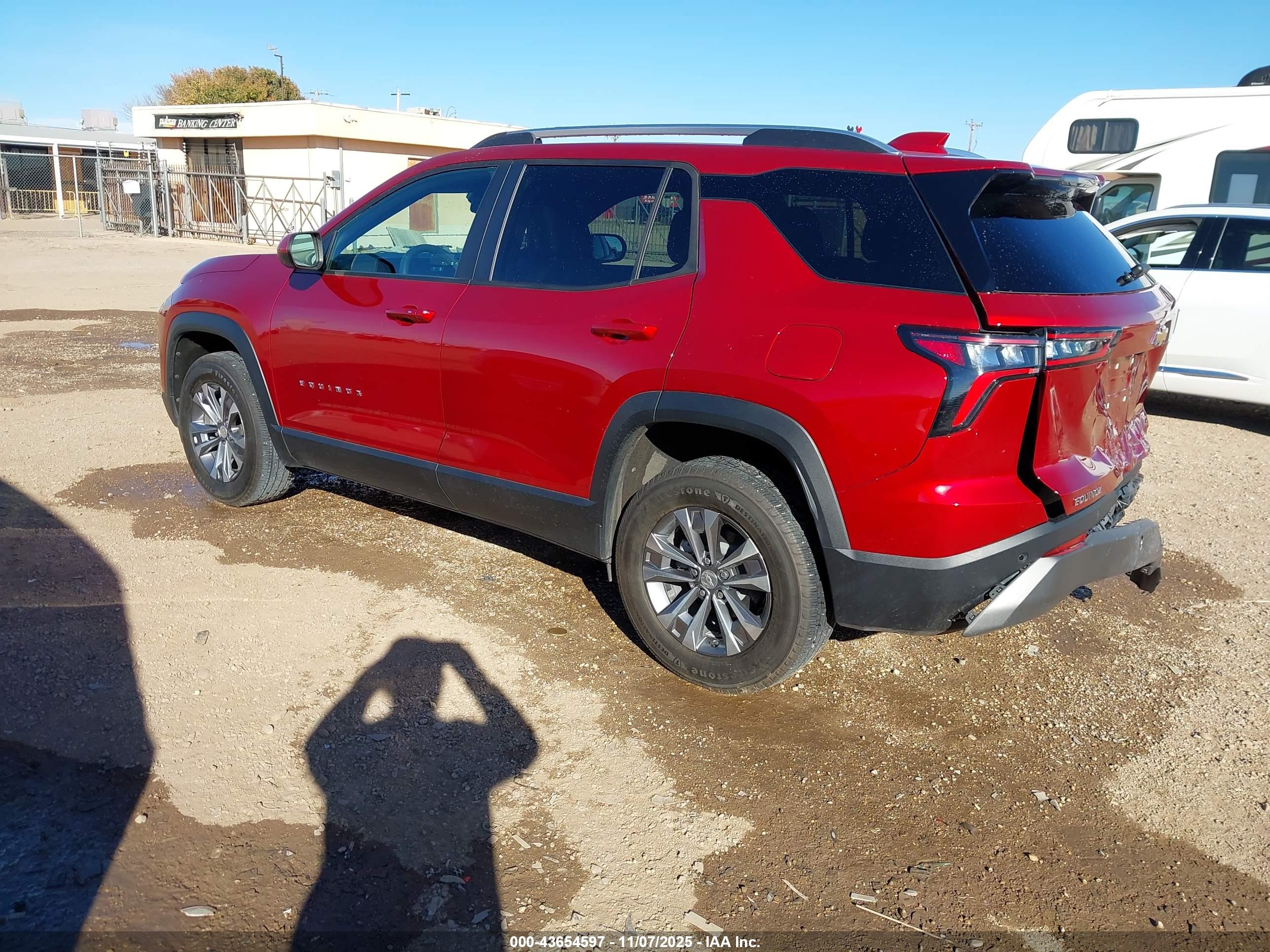CHEVROLET EQUINOX image 3