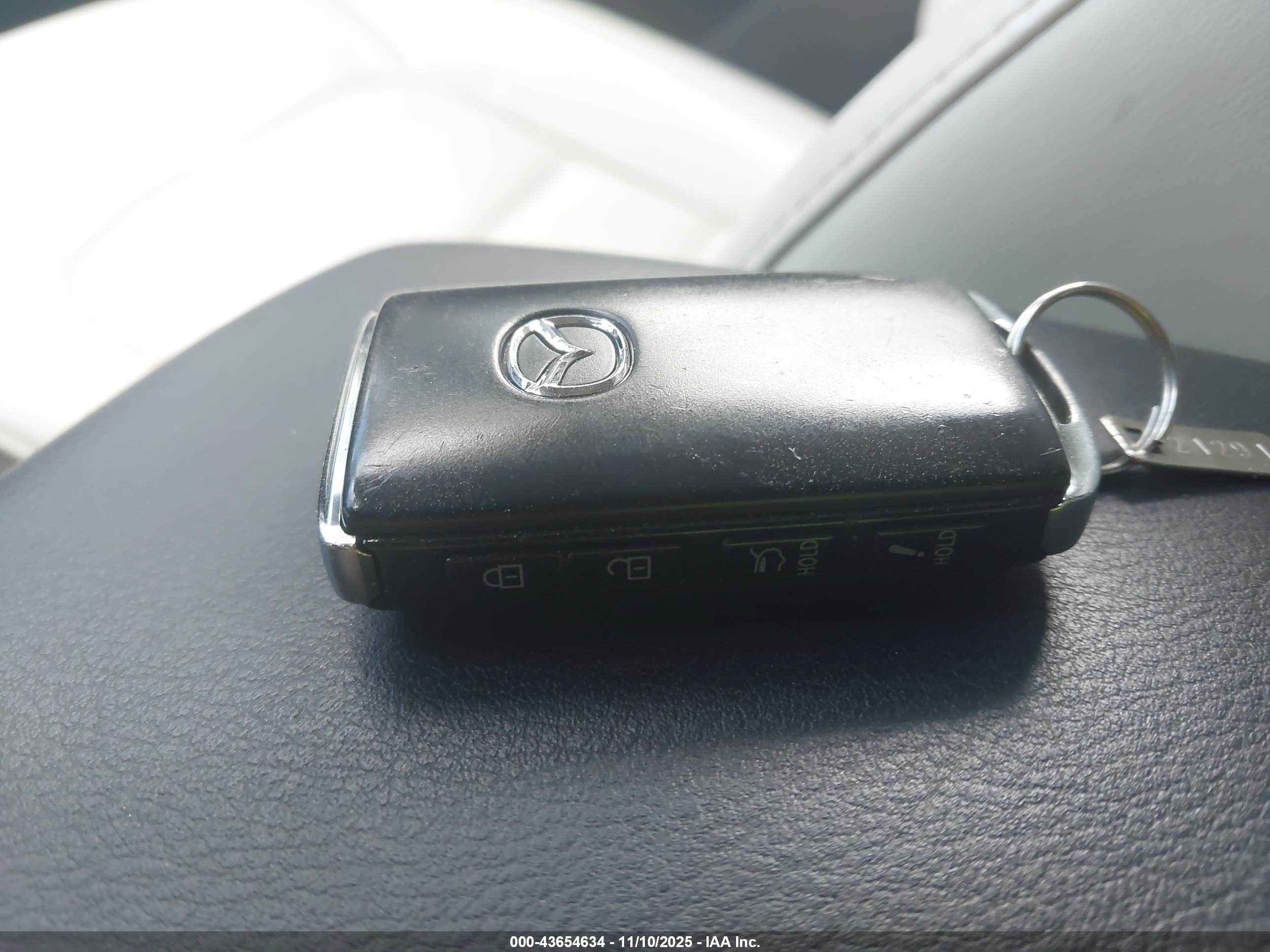 MAZDA CX-5 image 11