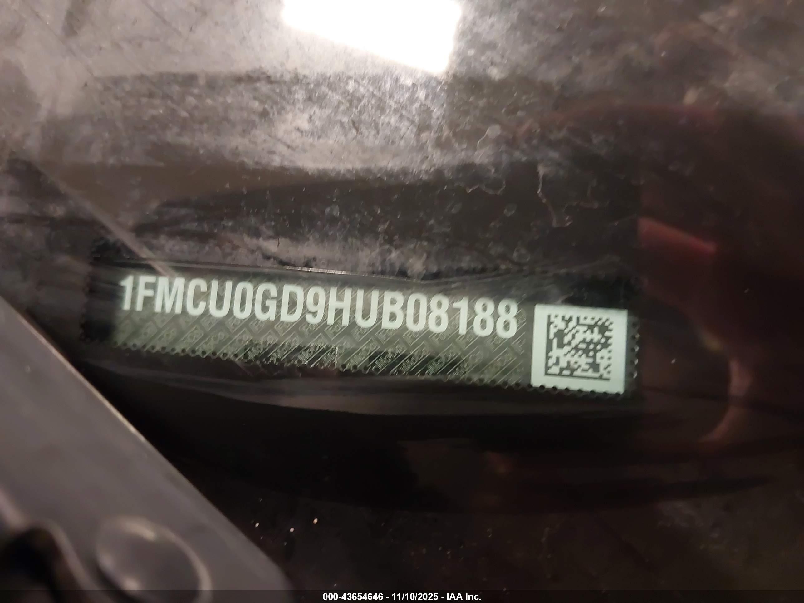 FORD ESCAPE image 9