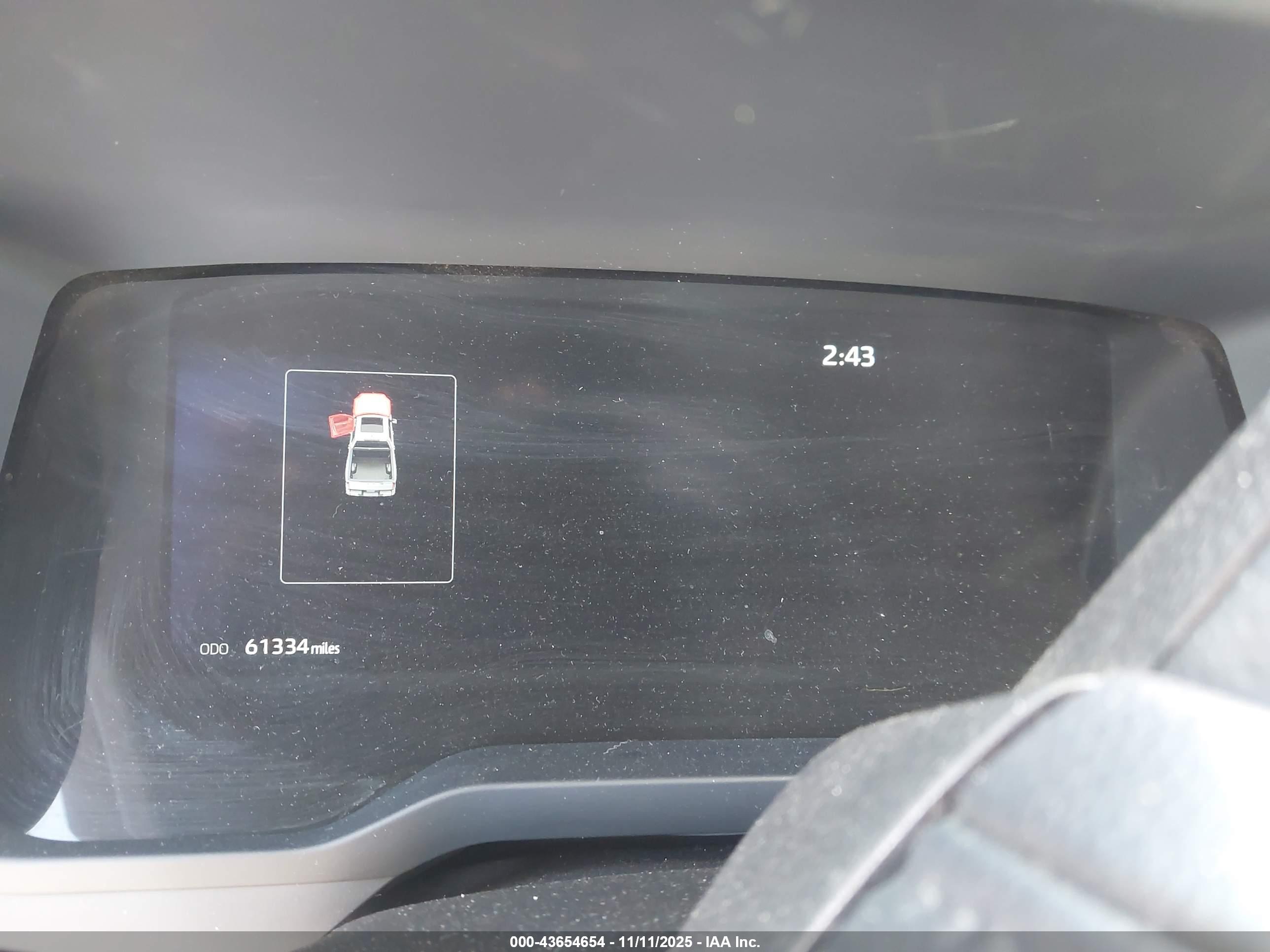 TOYOTA TUNDRA image 7