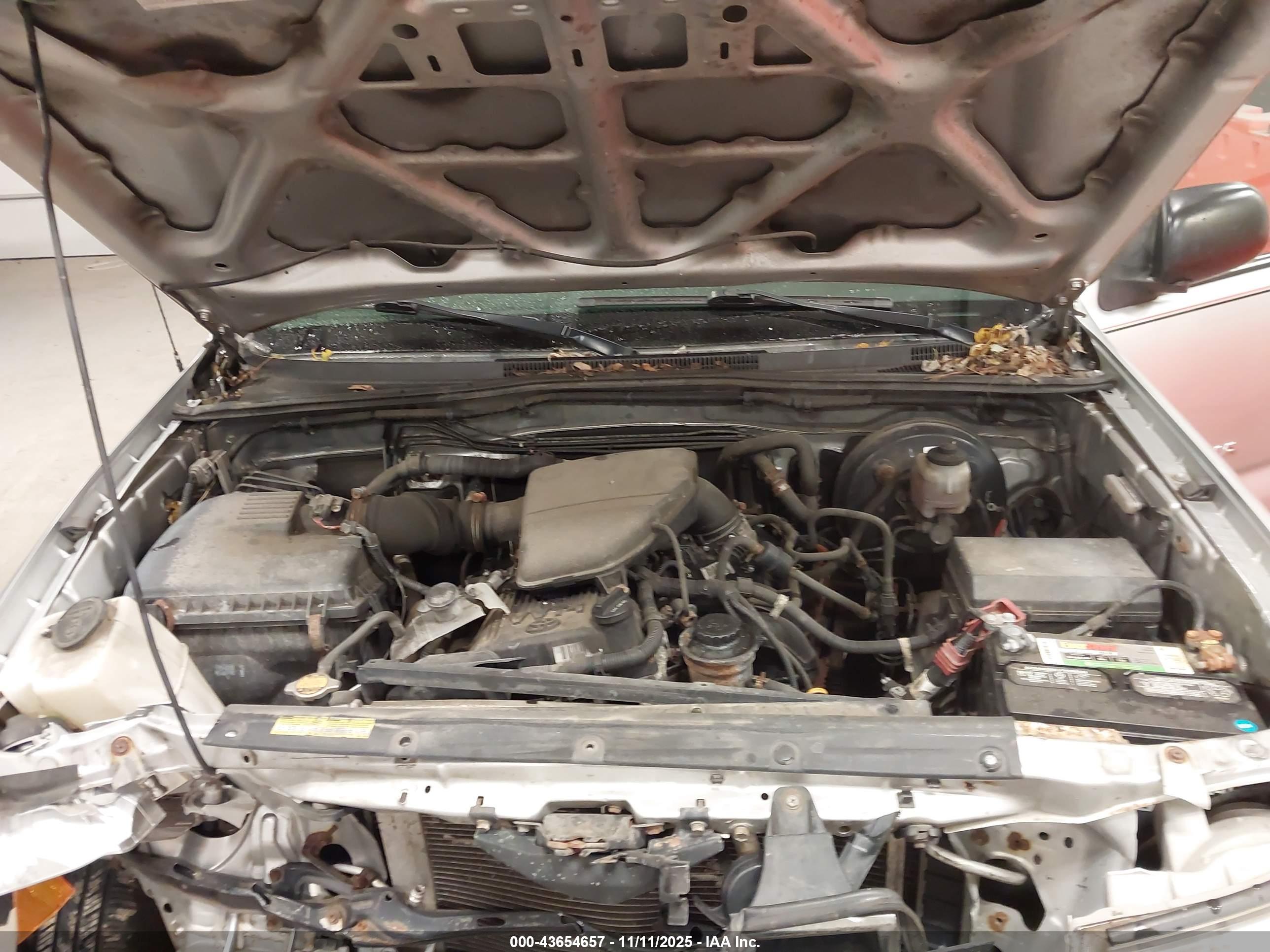 TOYOTA TACOMA image 10