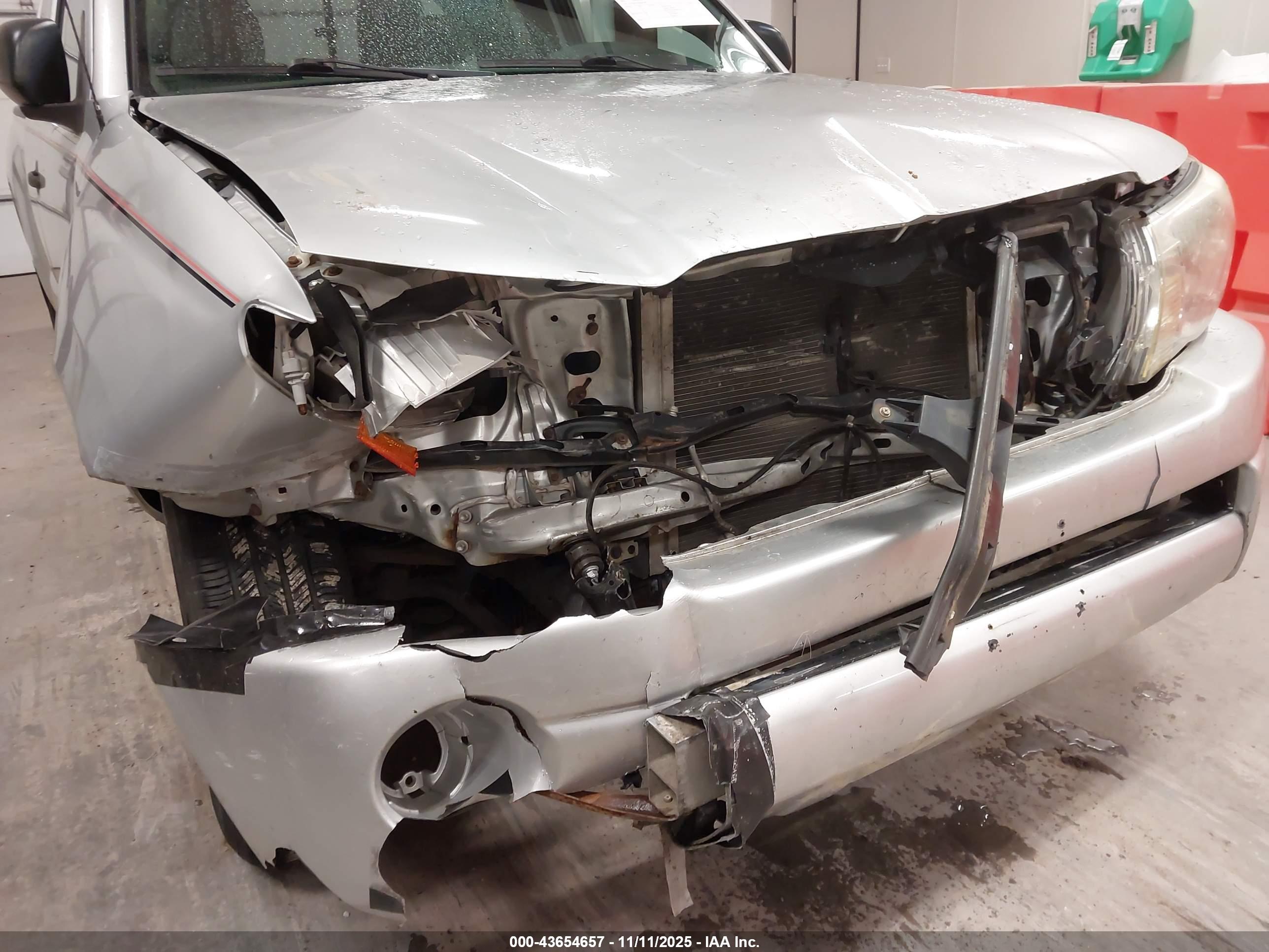 TOYOTA TACOMA image 6