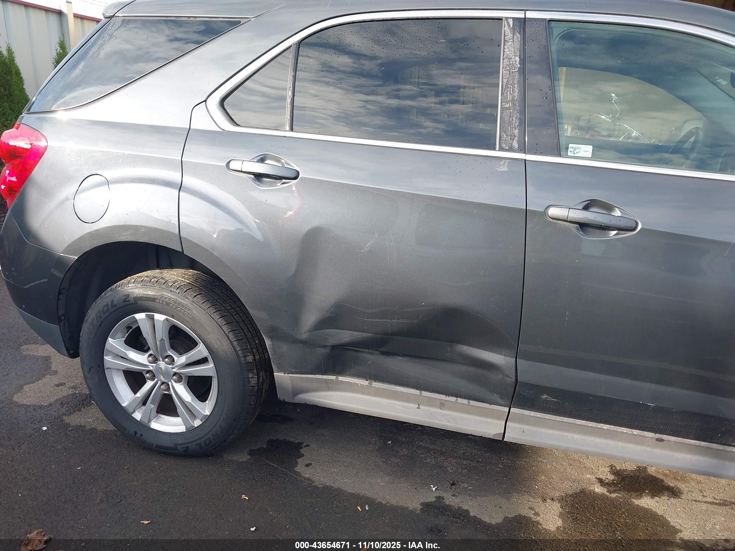CHEVROLET EQUINOX image 6