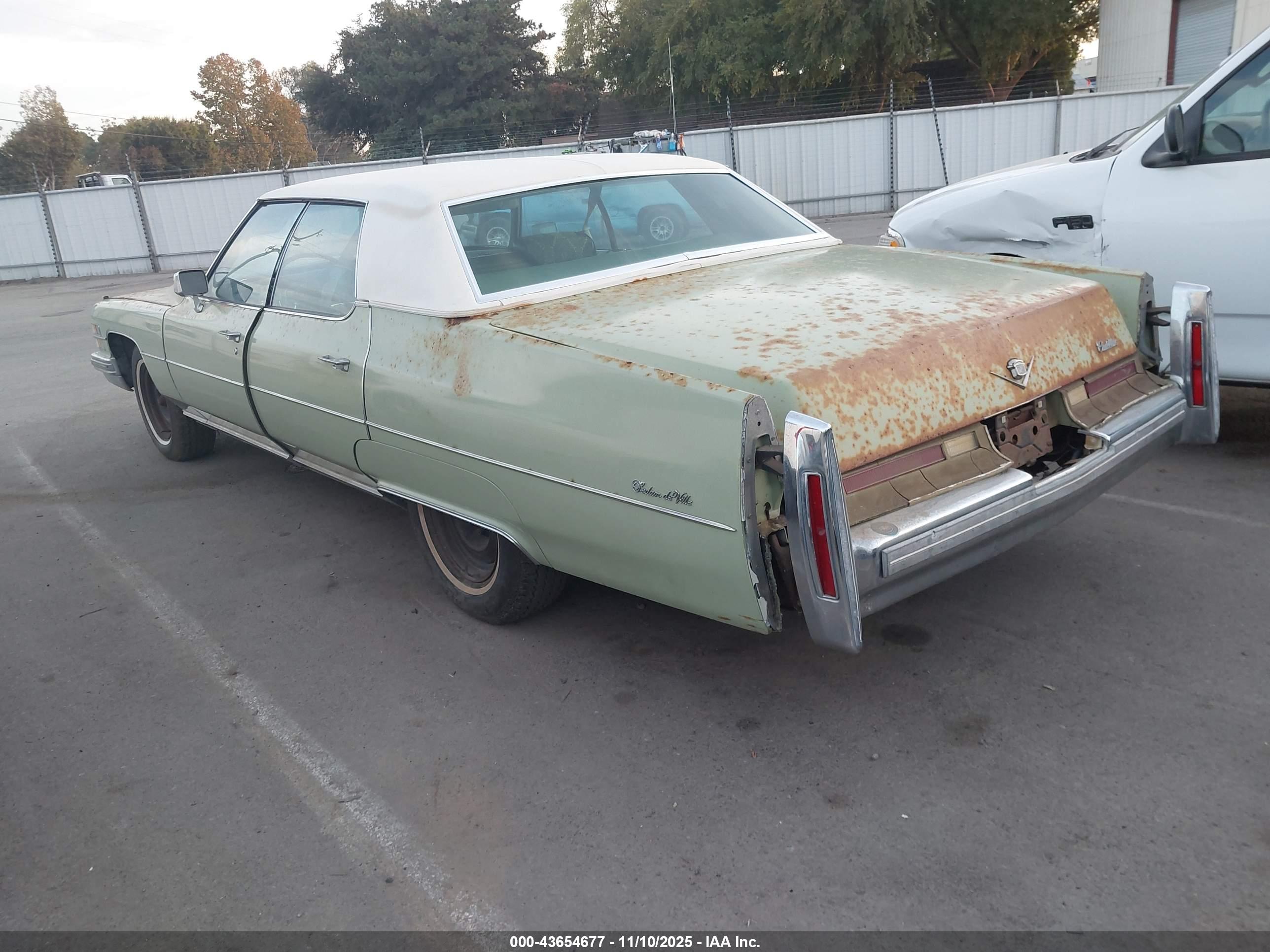 CADILLAC DEVILLE image 3