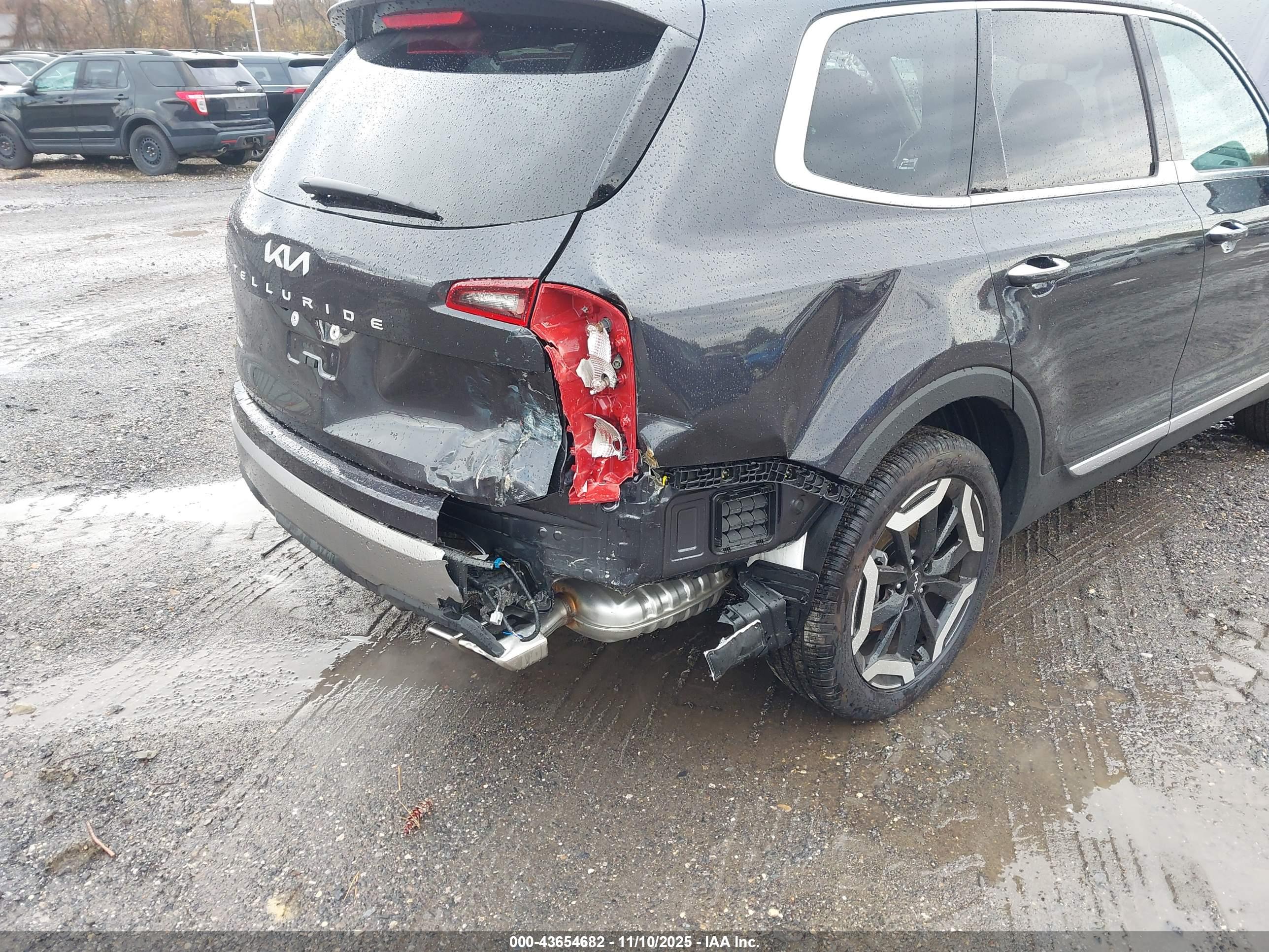 KIA TELLURIDE image 6