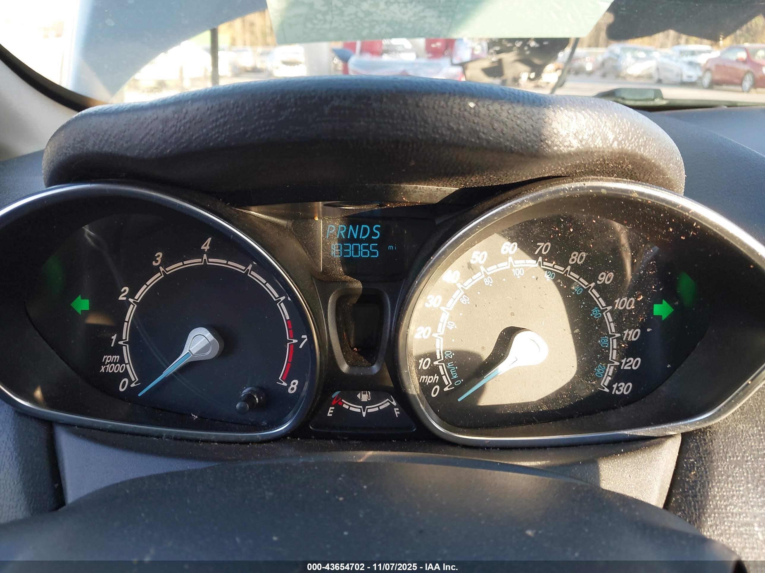 FORD FIESTA image 7