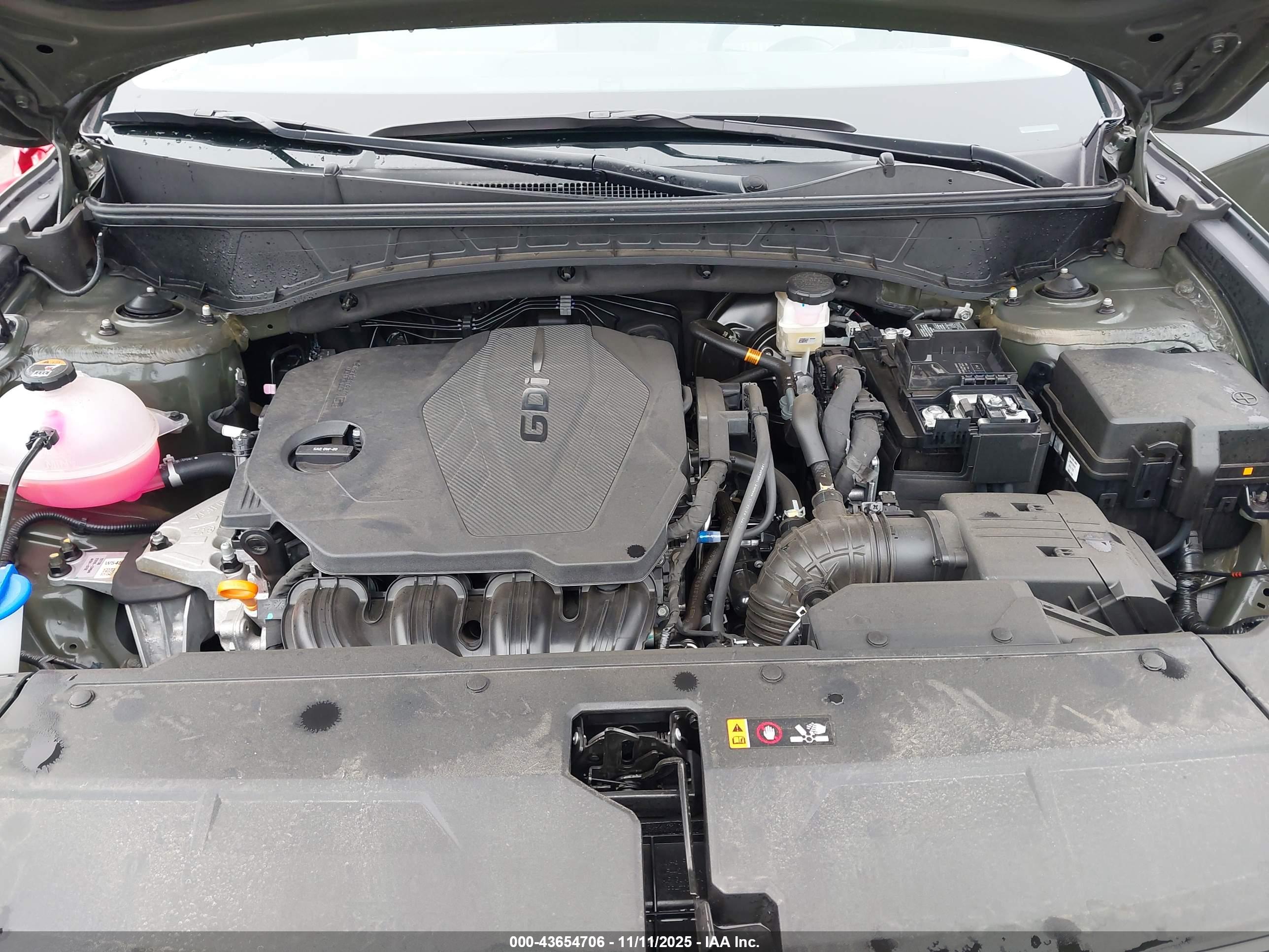 HYUNDAI TUCSON image 10