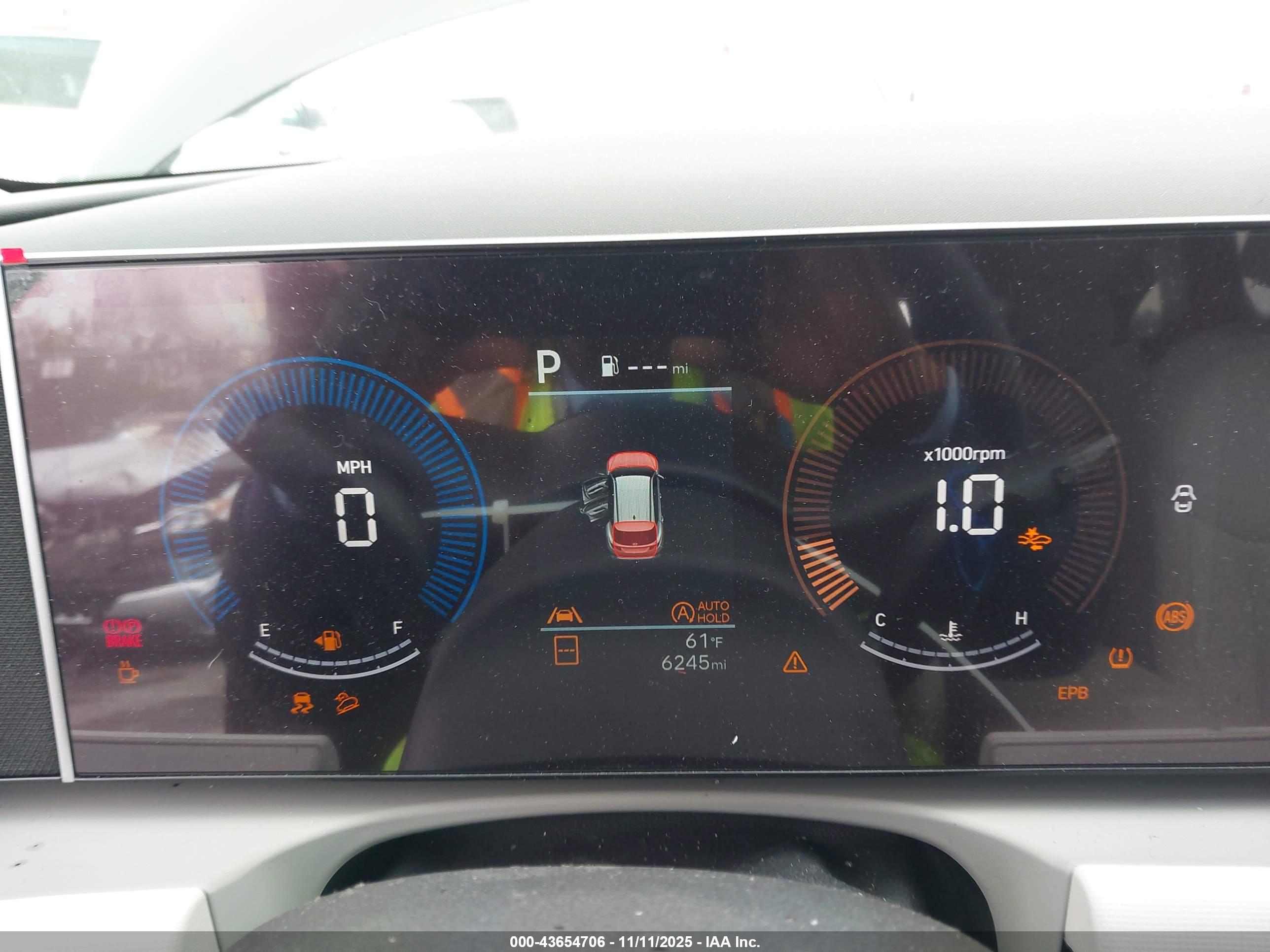 HYUNDAI TUCSON image 7