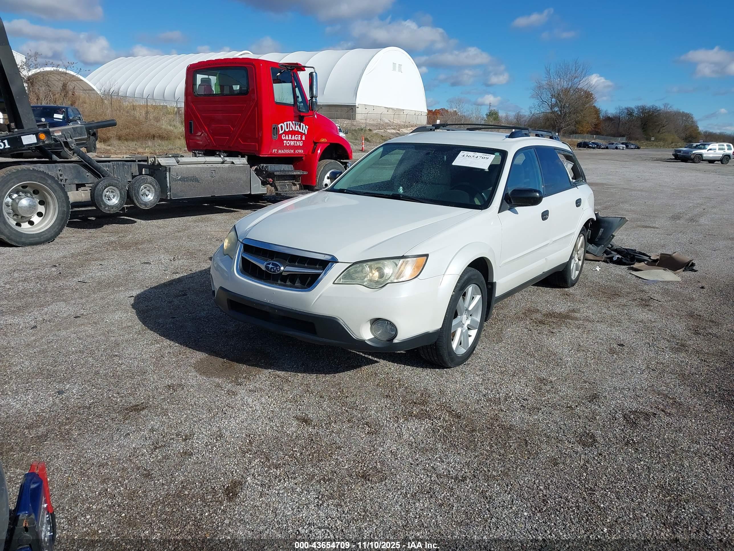 SUBARU OUTBACK image 2