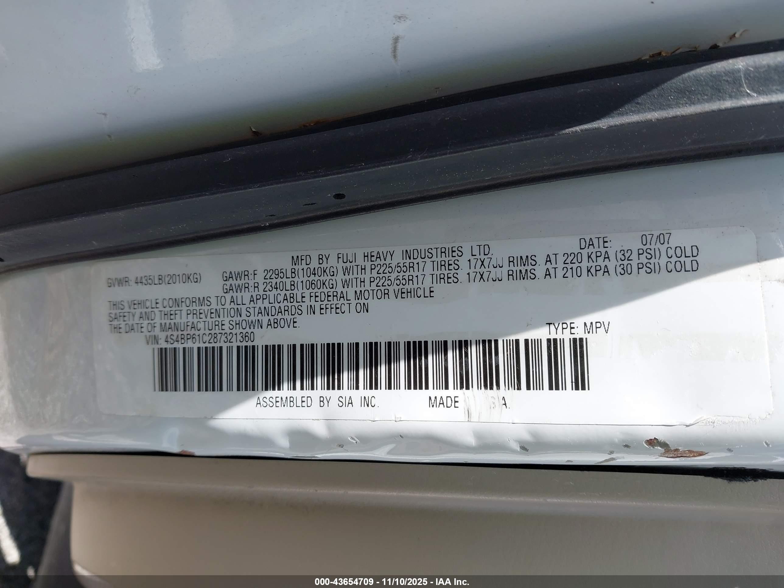 SUBARU OUTBACK image 9