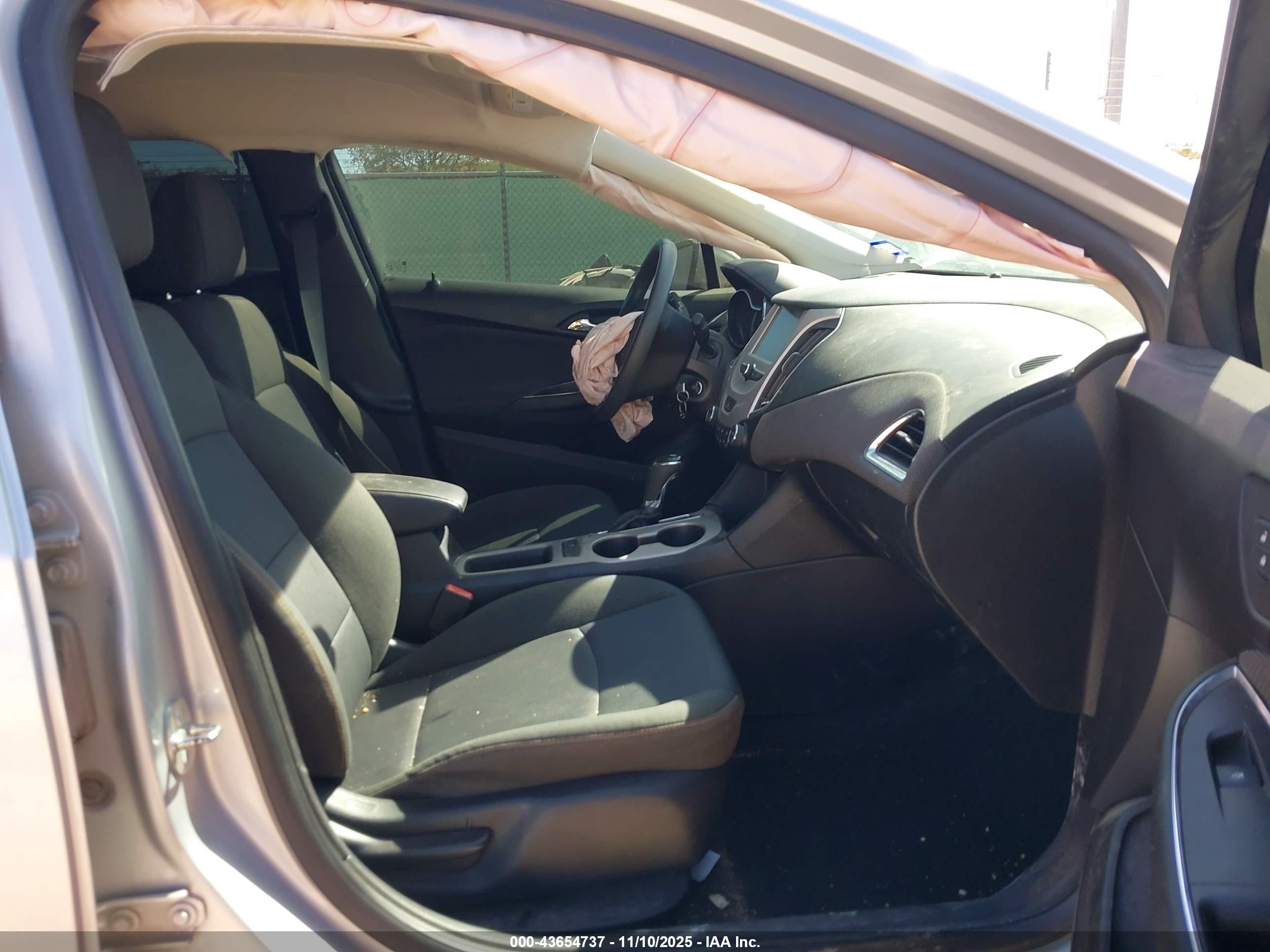 CHEVROLET CRUZE image 5