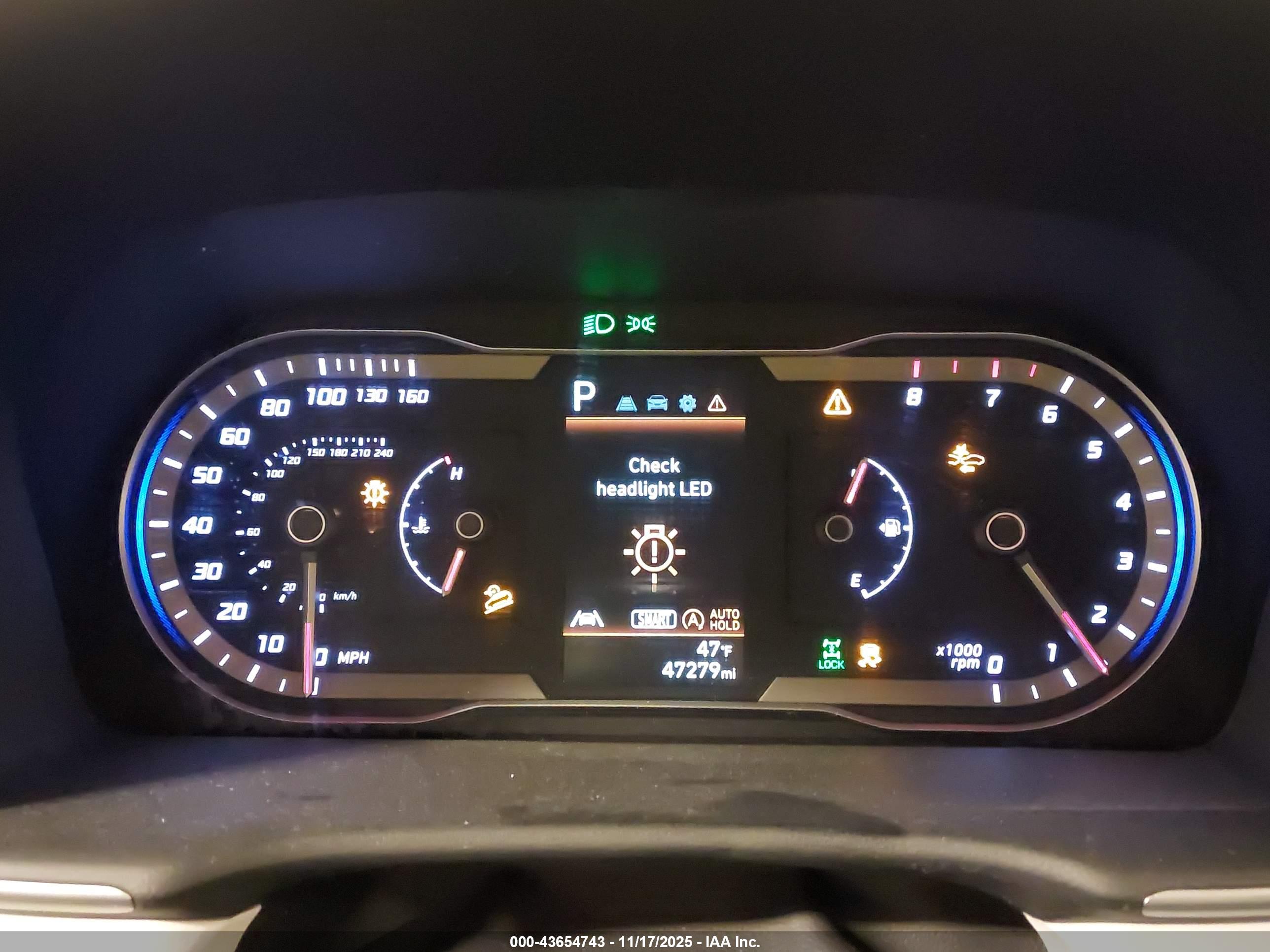 HYUNDAI TUCSON image 7