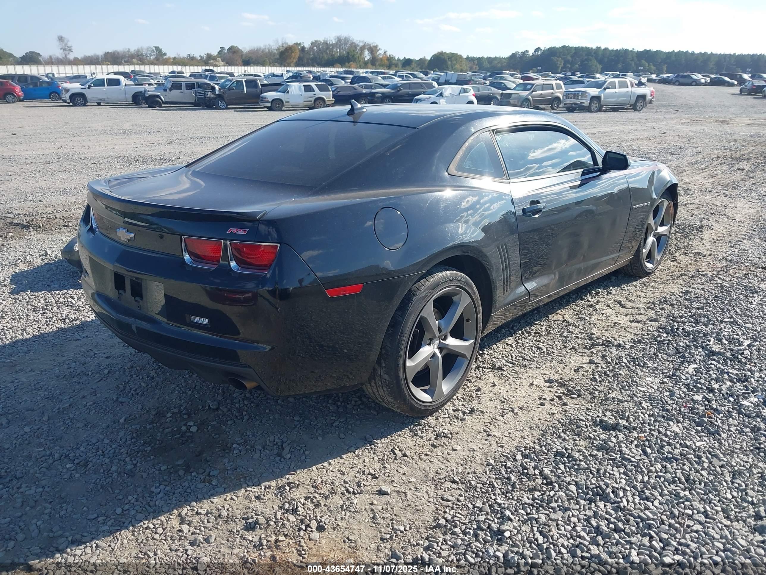 CHEVROLET CAMARO image 4