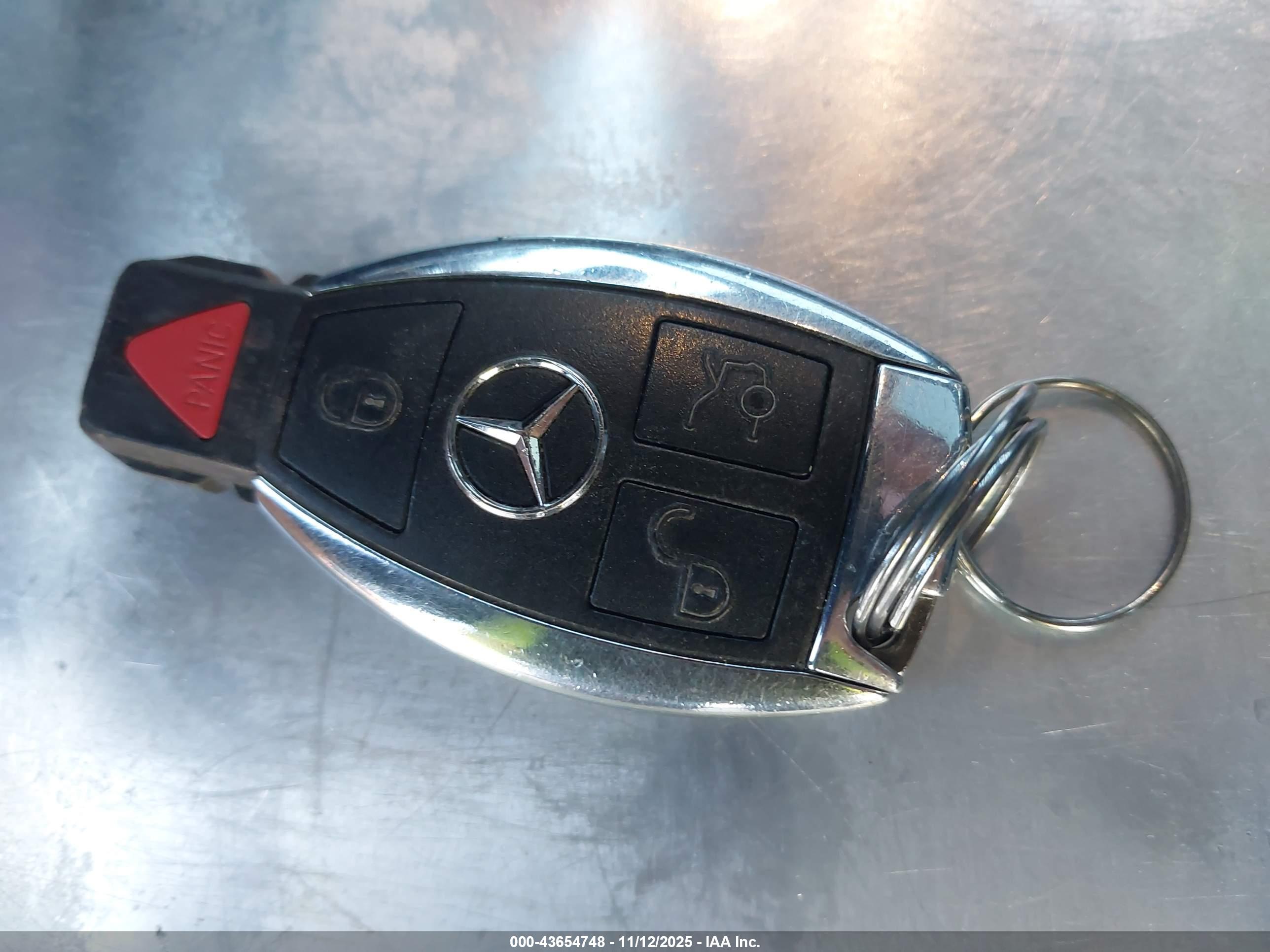MERCEDES-BENZ C image 11