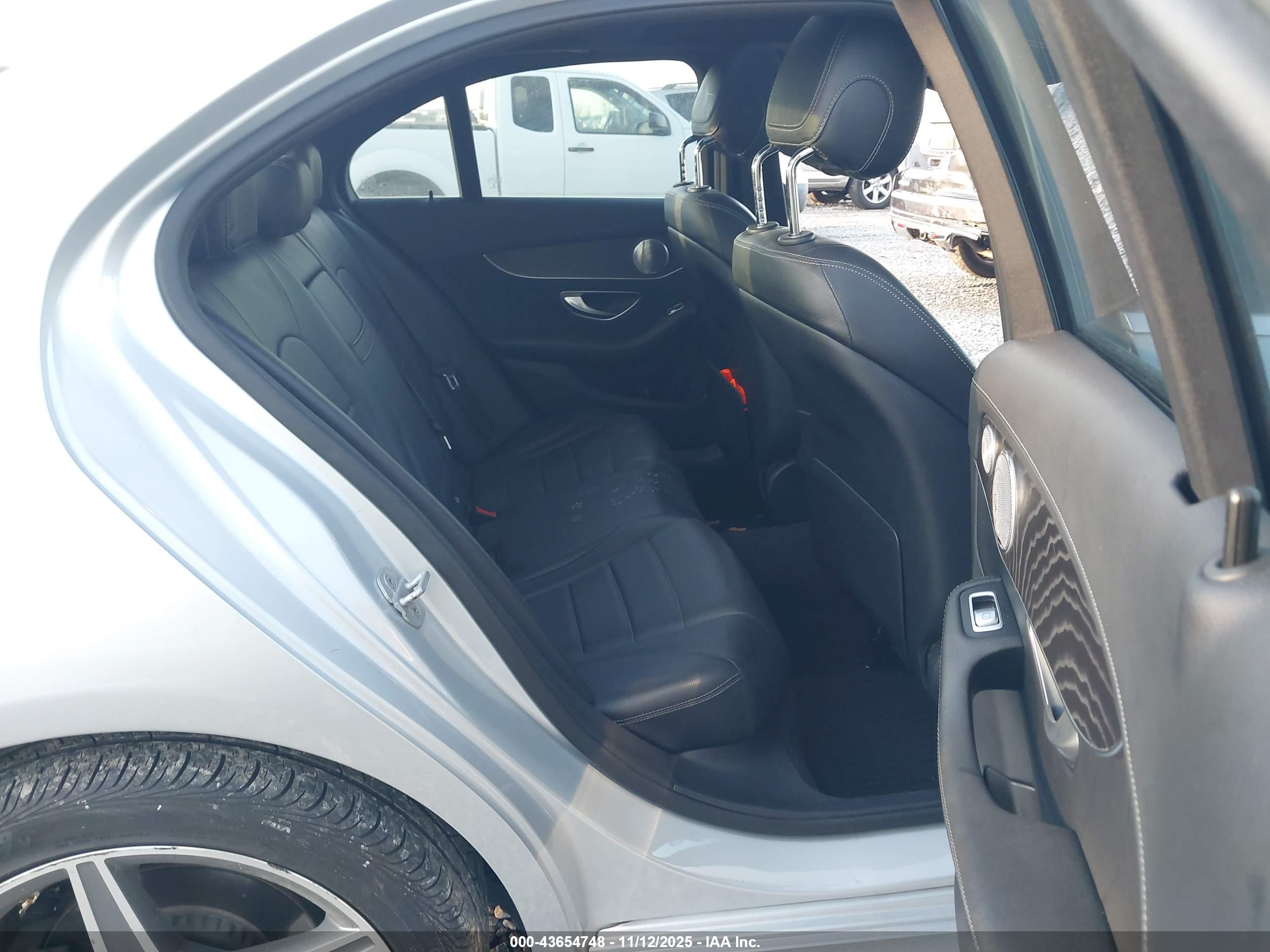 MERCEDES-BENZ C image 8