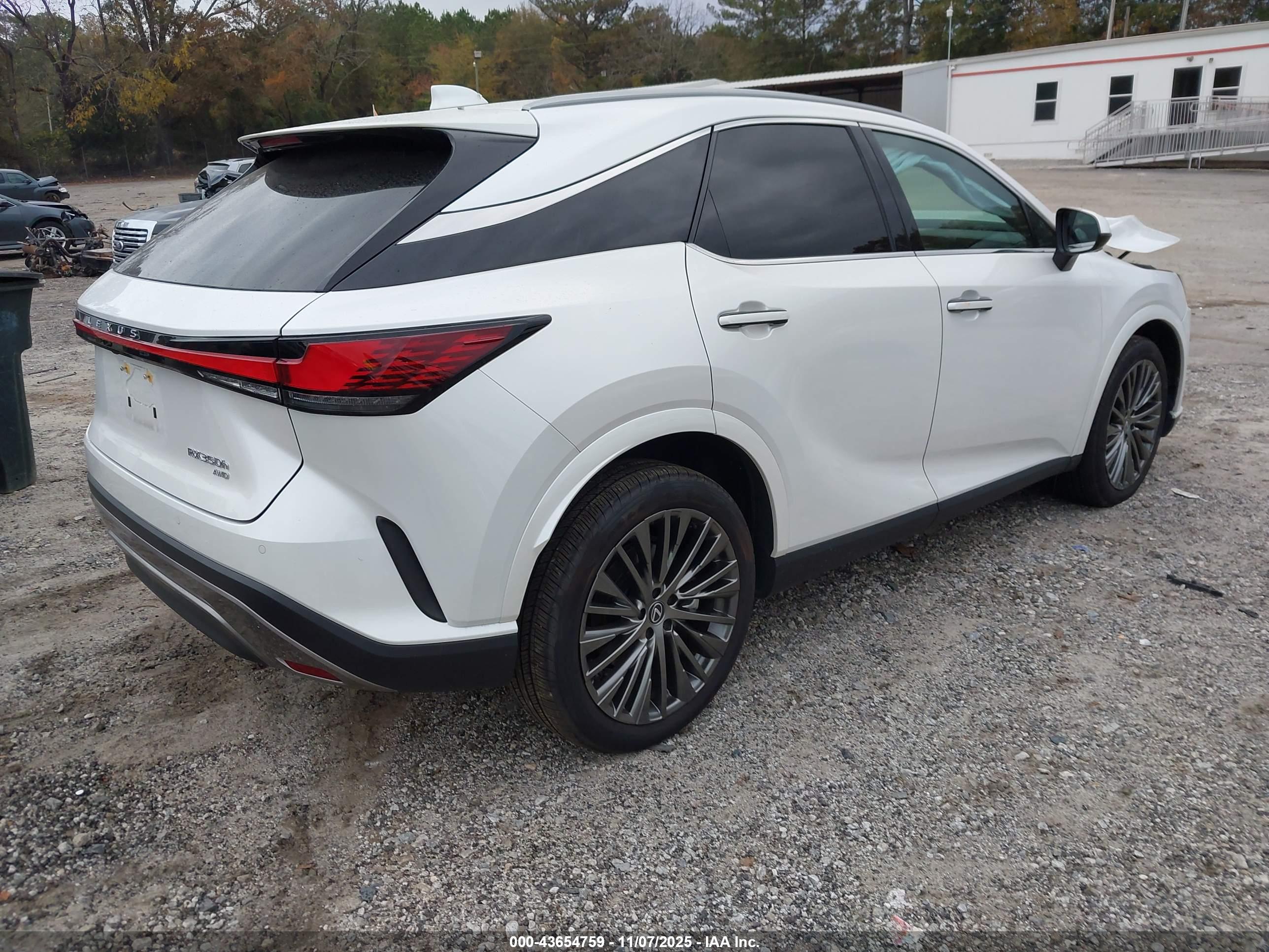 LEXUS RX image 4