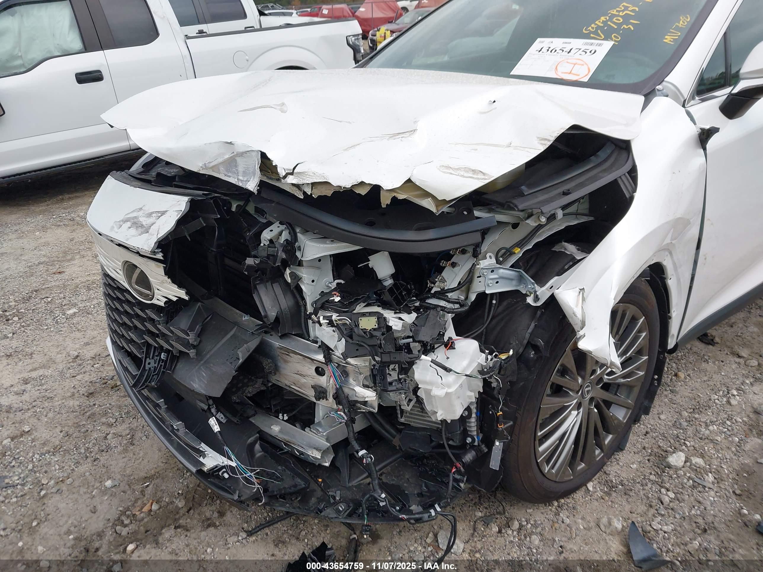 LEXUS RX image 6