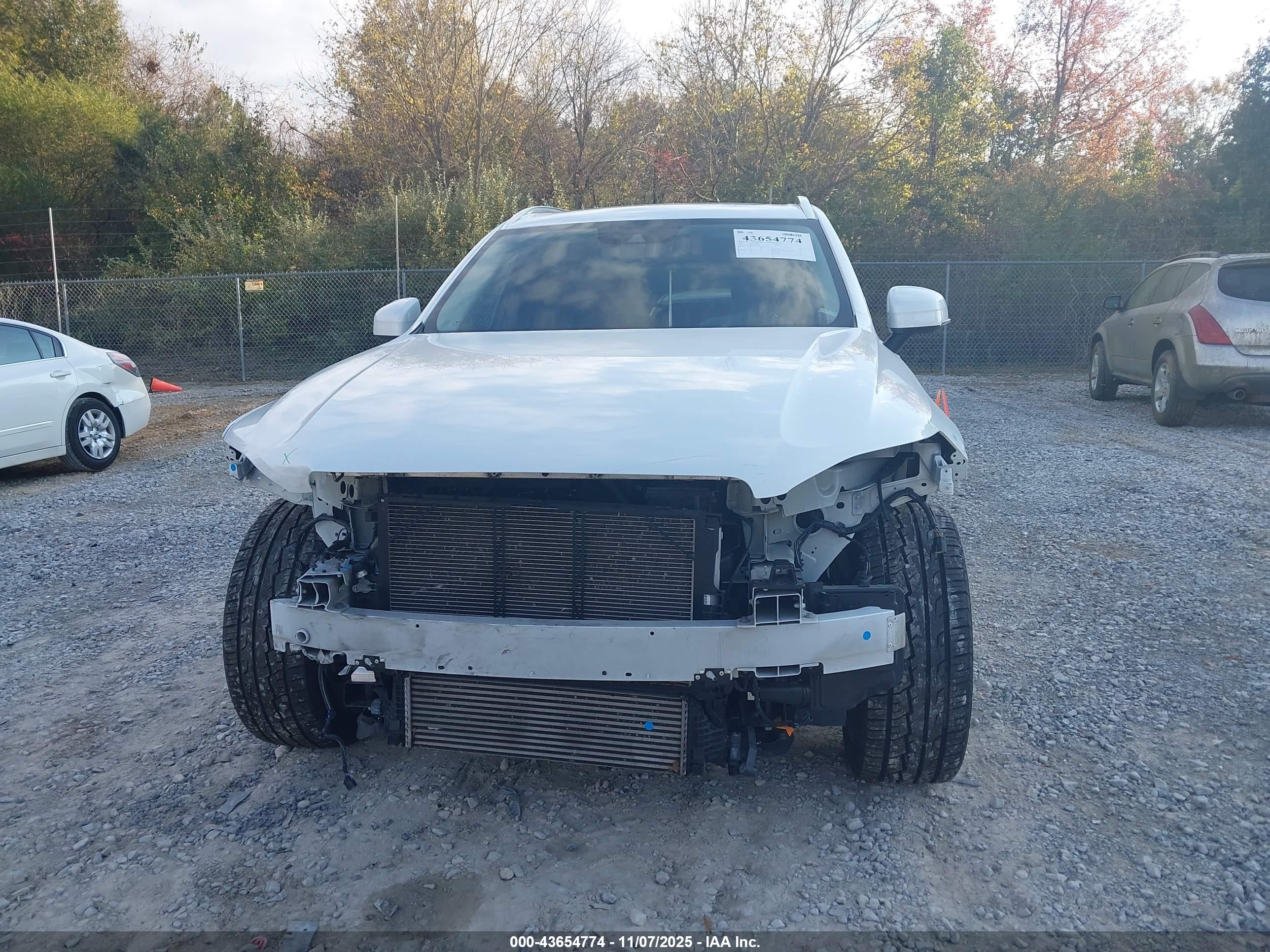 VOLVO XC90 image 6