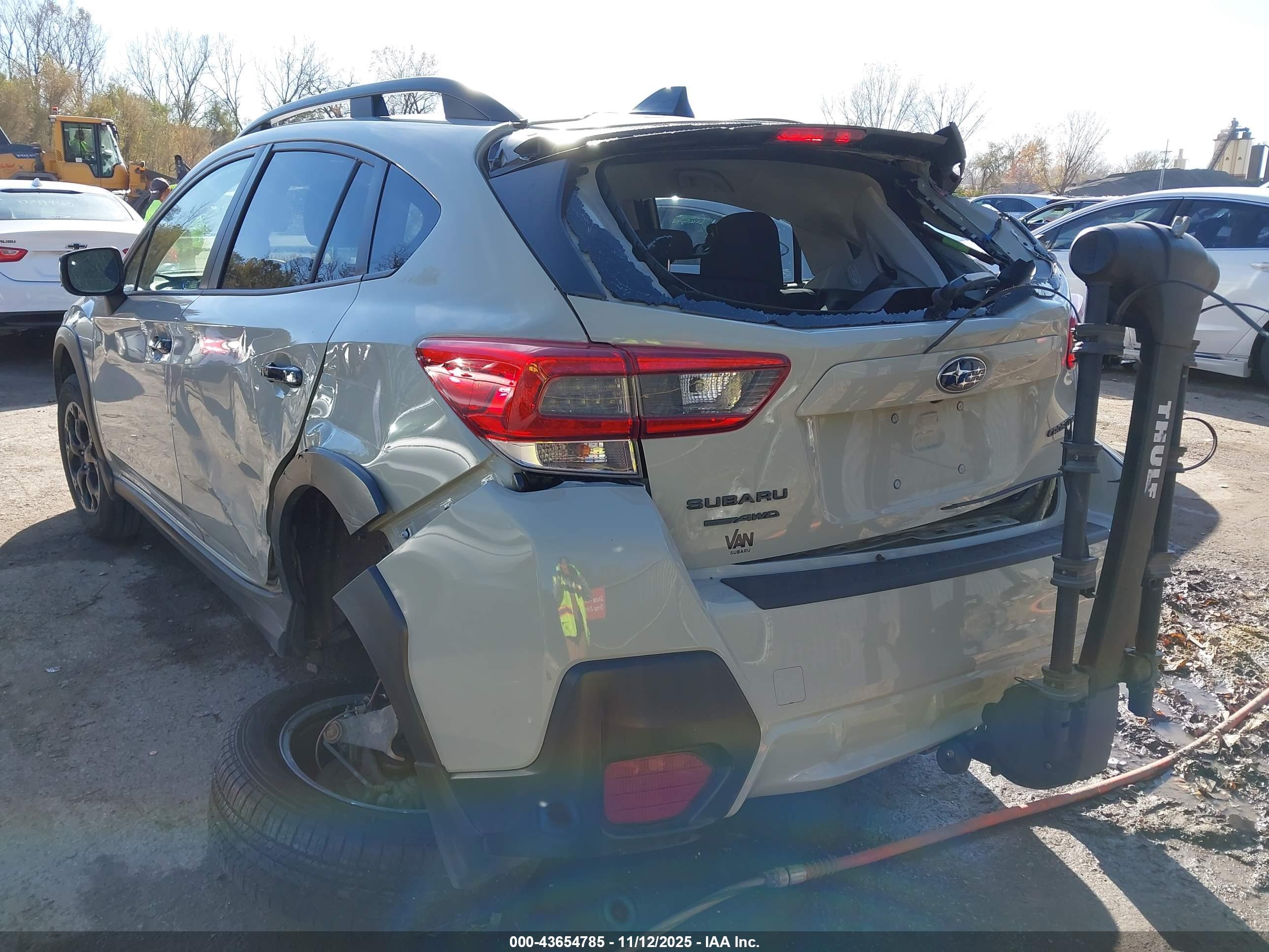 SUBARU CROSSTREK image 3