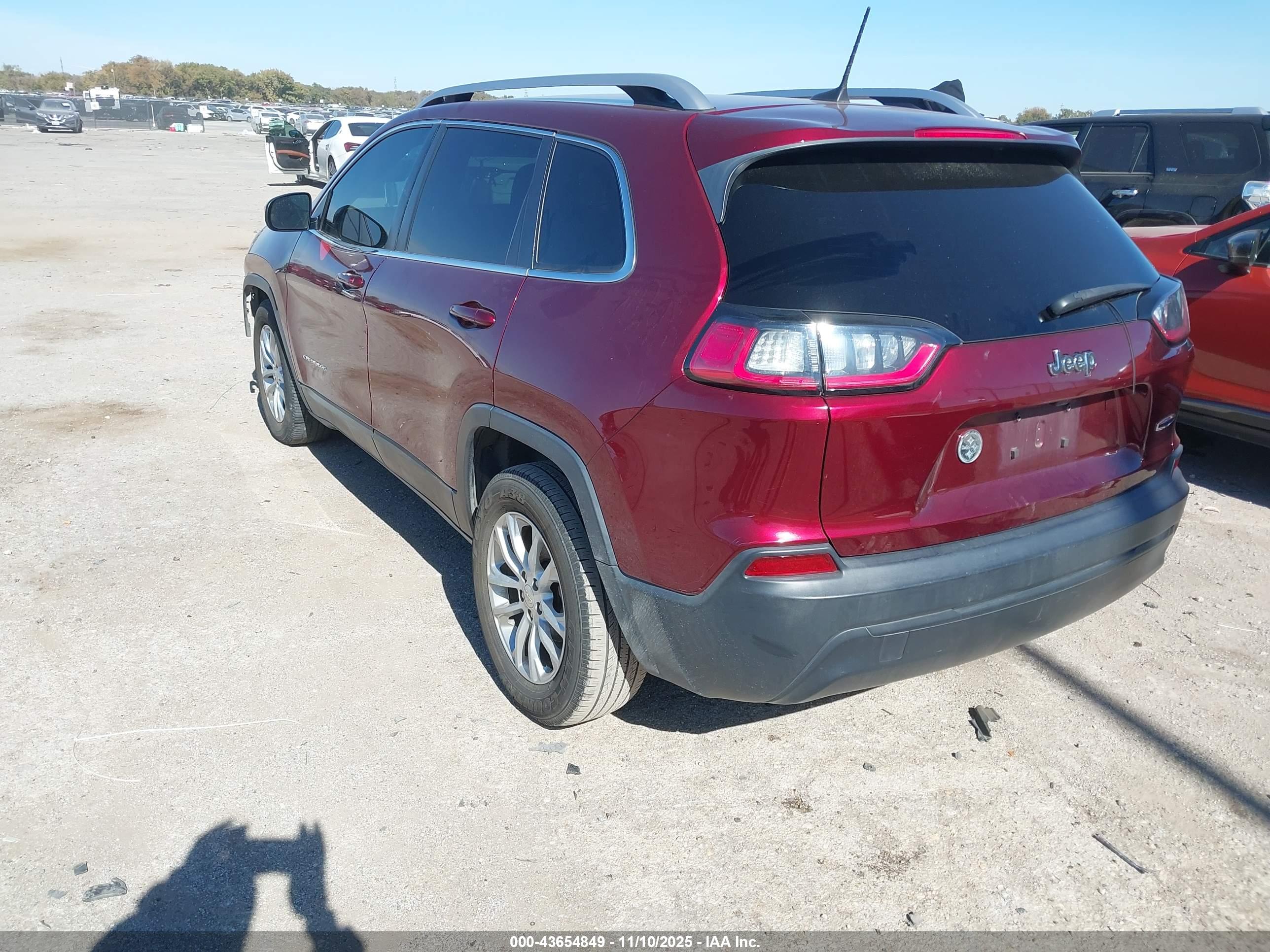 JEEP CHEROKEE image 3