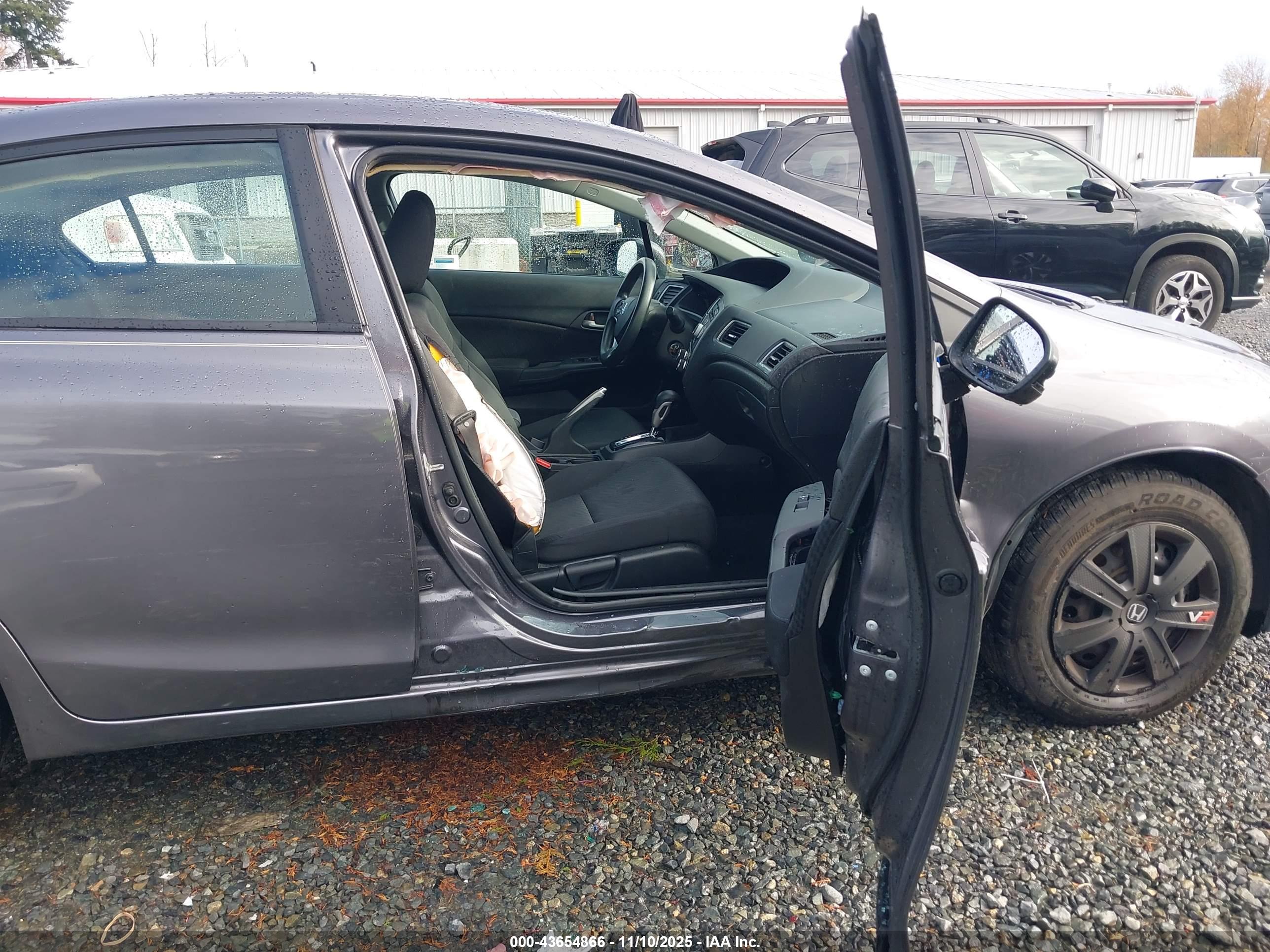 HONDA CIVIC image 5