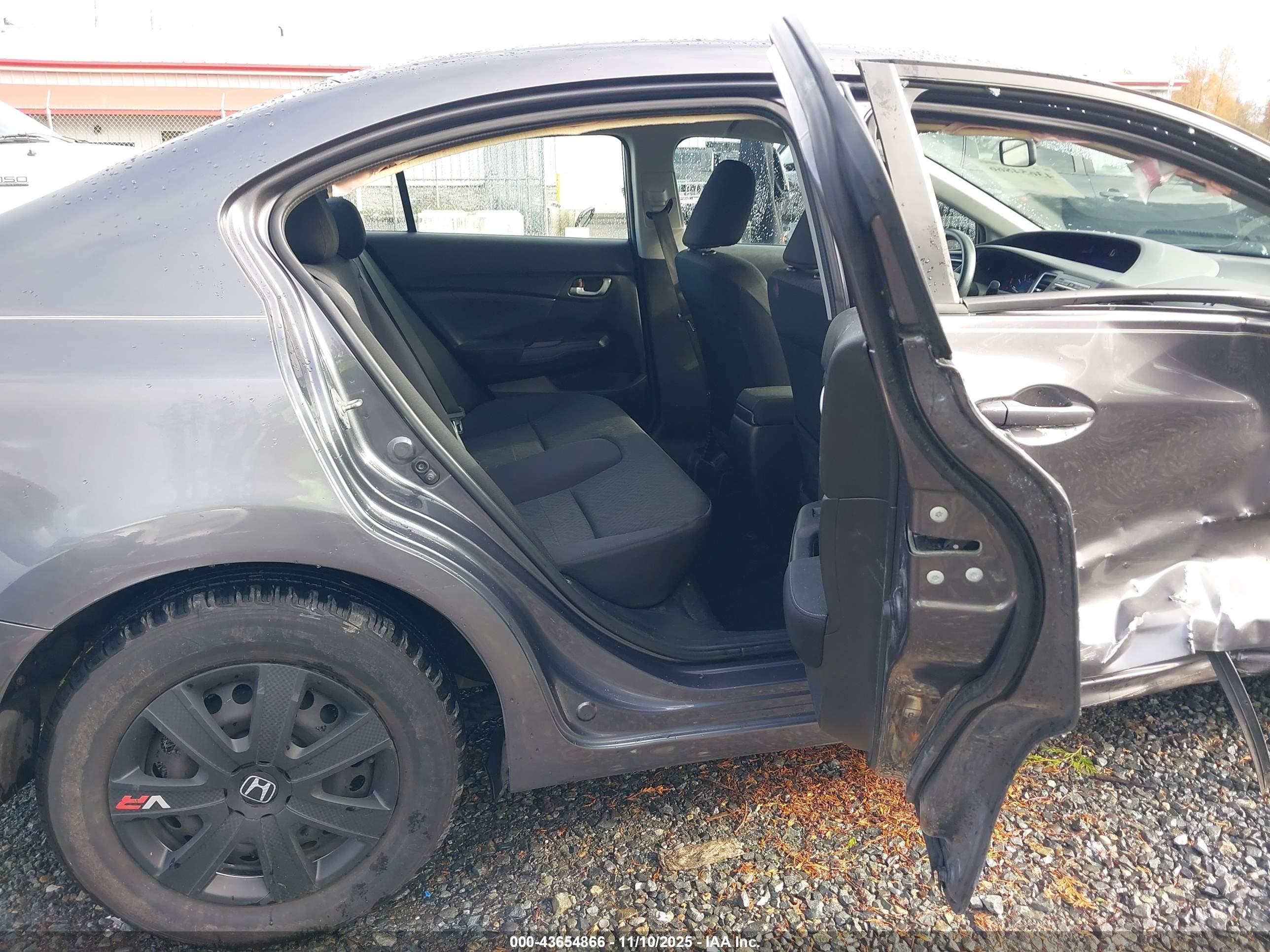 HONDA CIVIC image 8