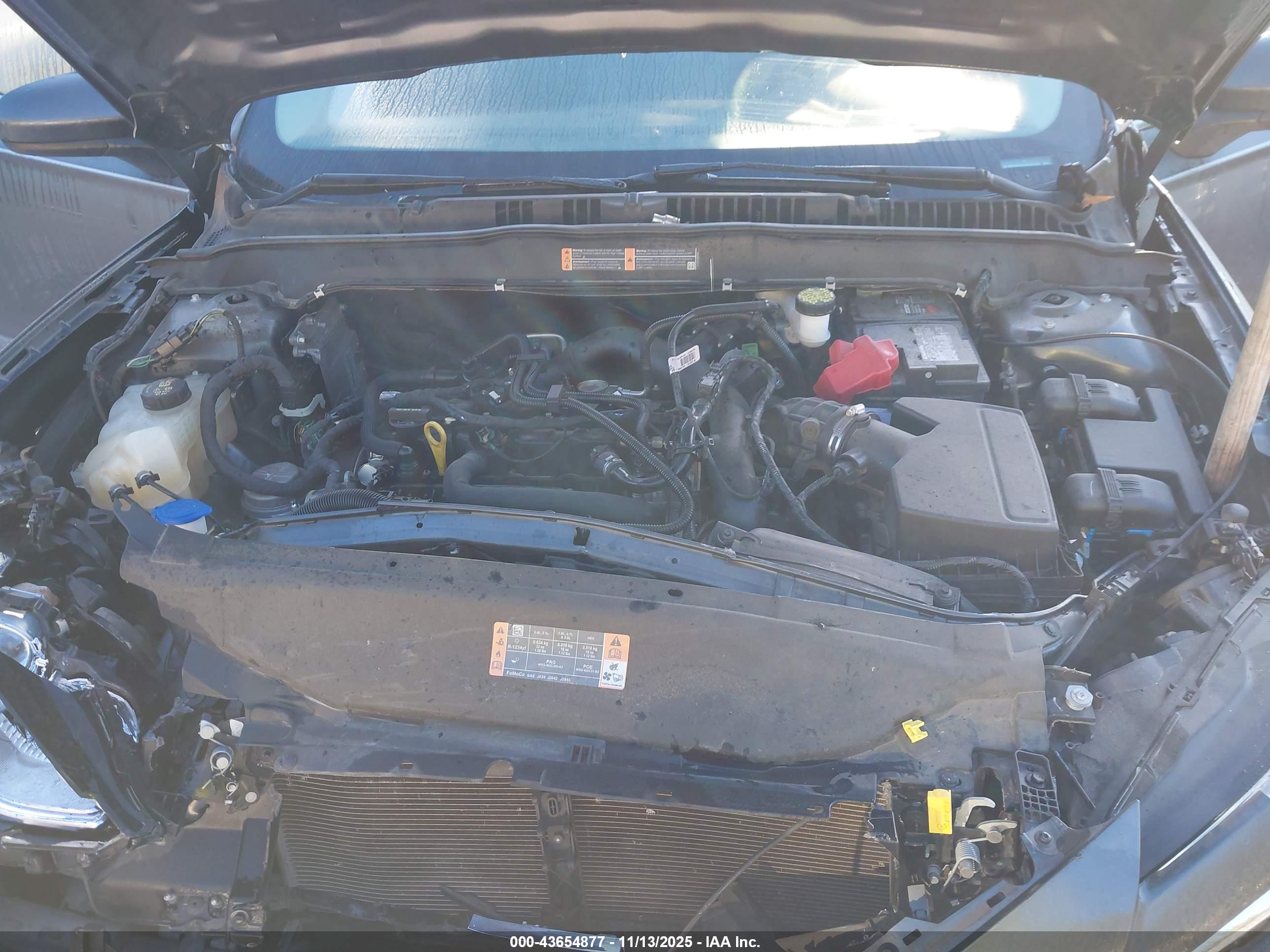 FORD FUSION image 10