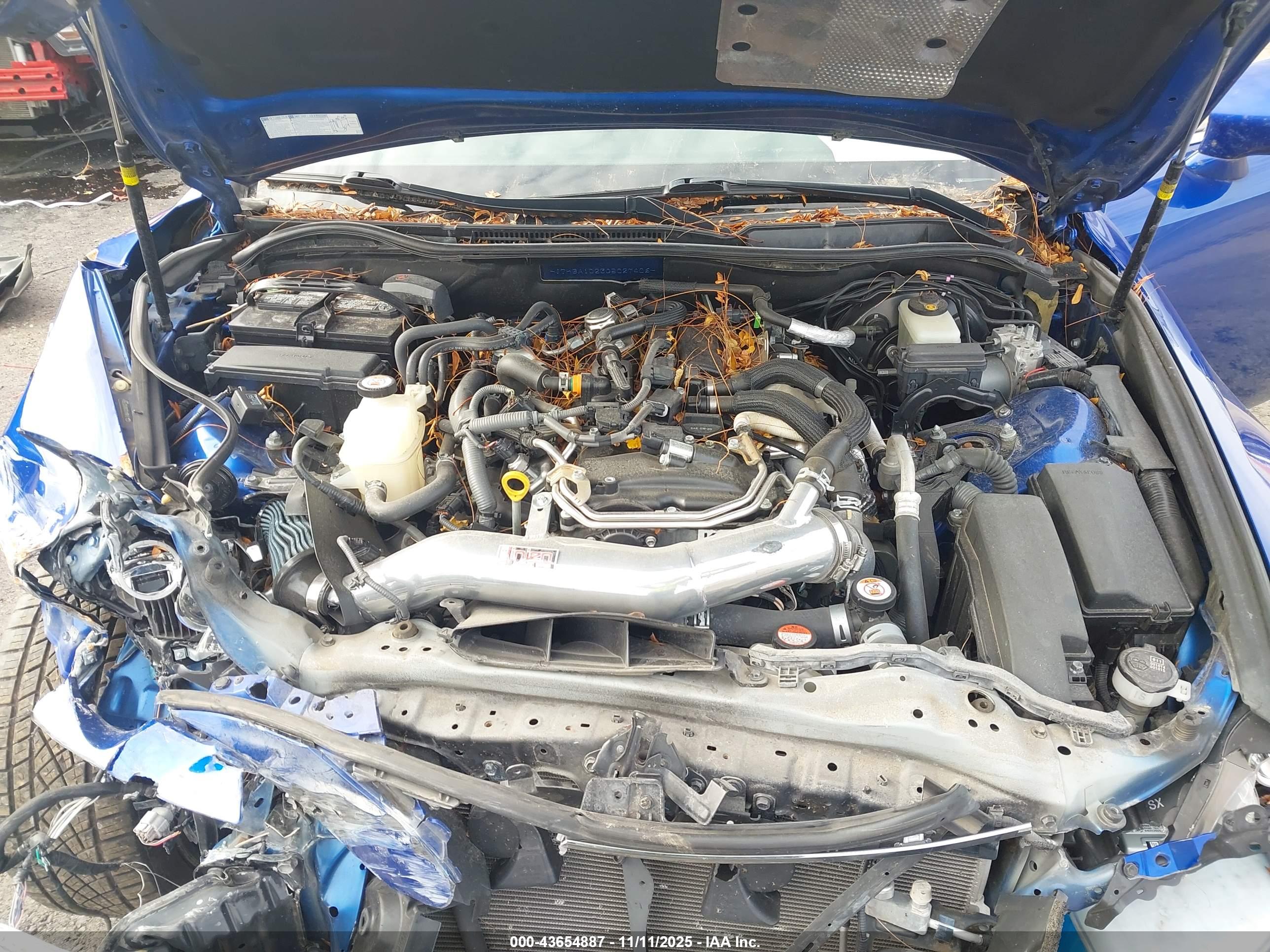 LEXUS IS image 10