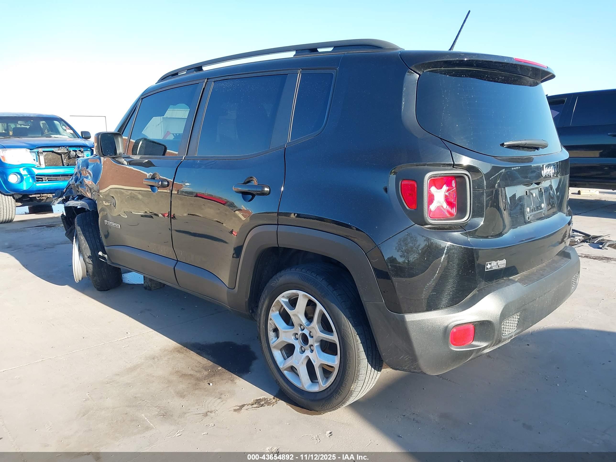 JEEP RENEGADE image 3