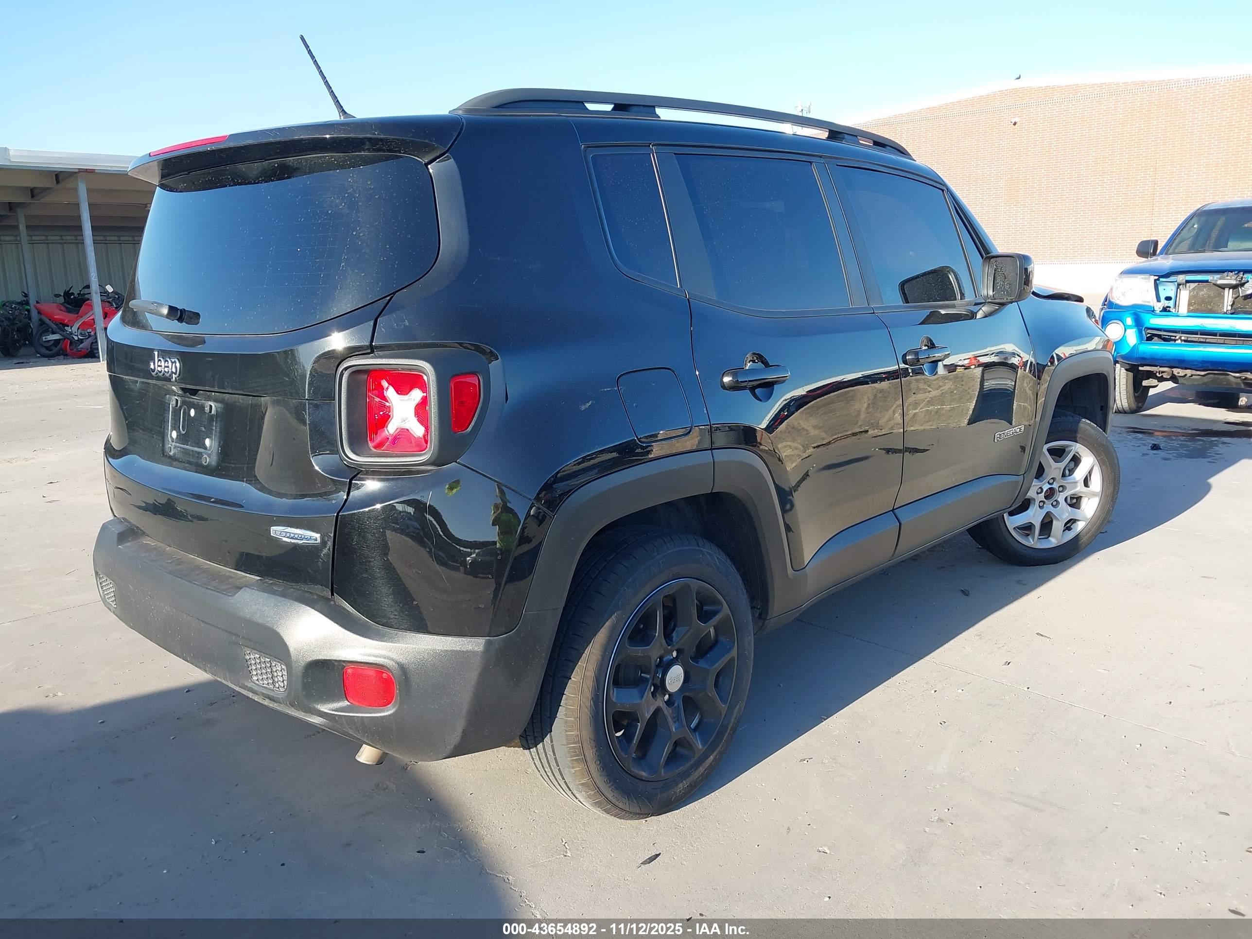 JEEP RENEGADE image 4