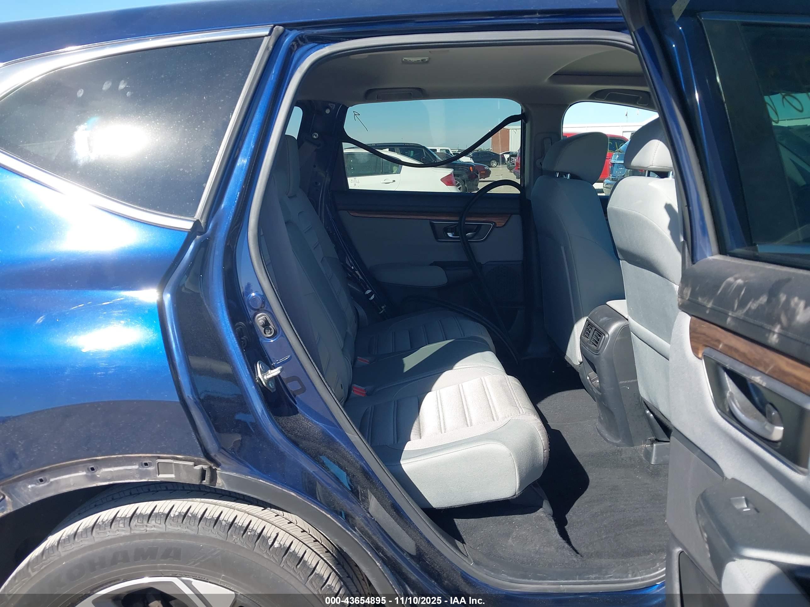 HONDA CR-V image 8