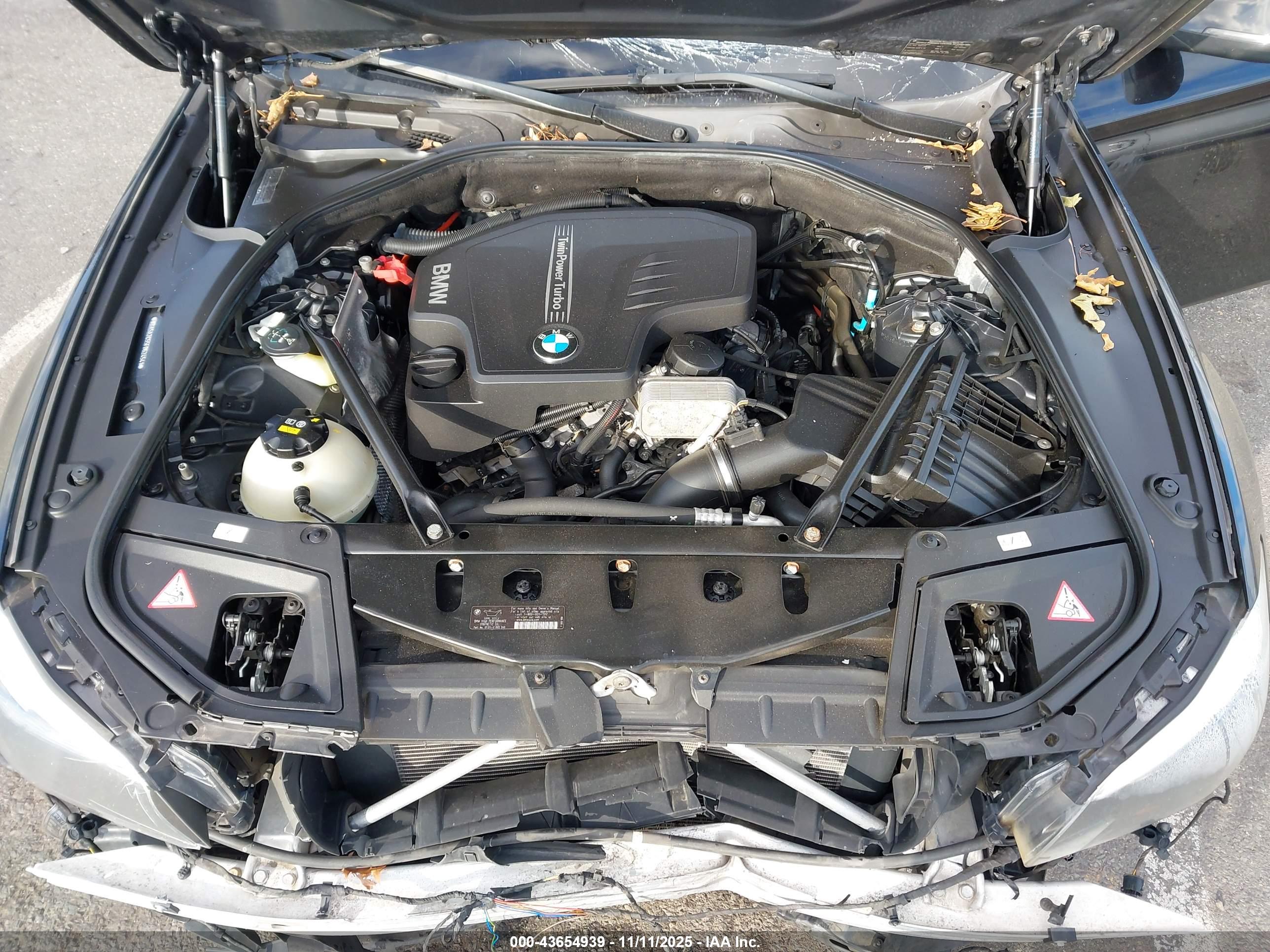 BMW 528I image 10