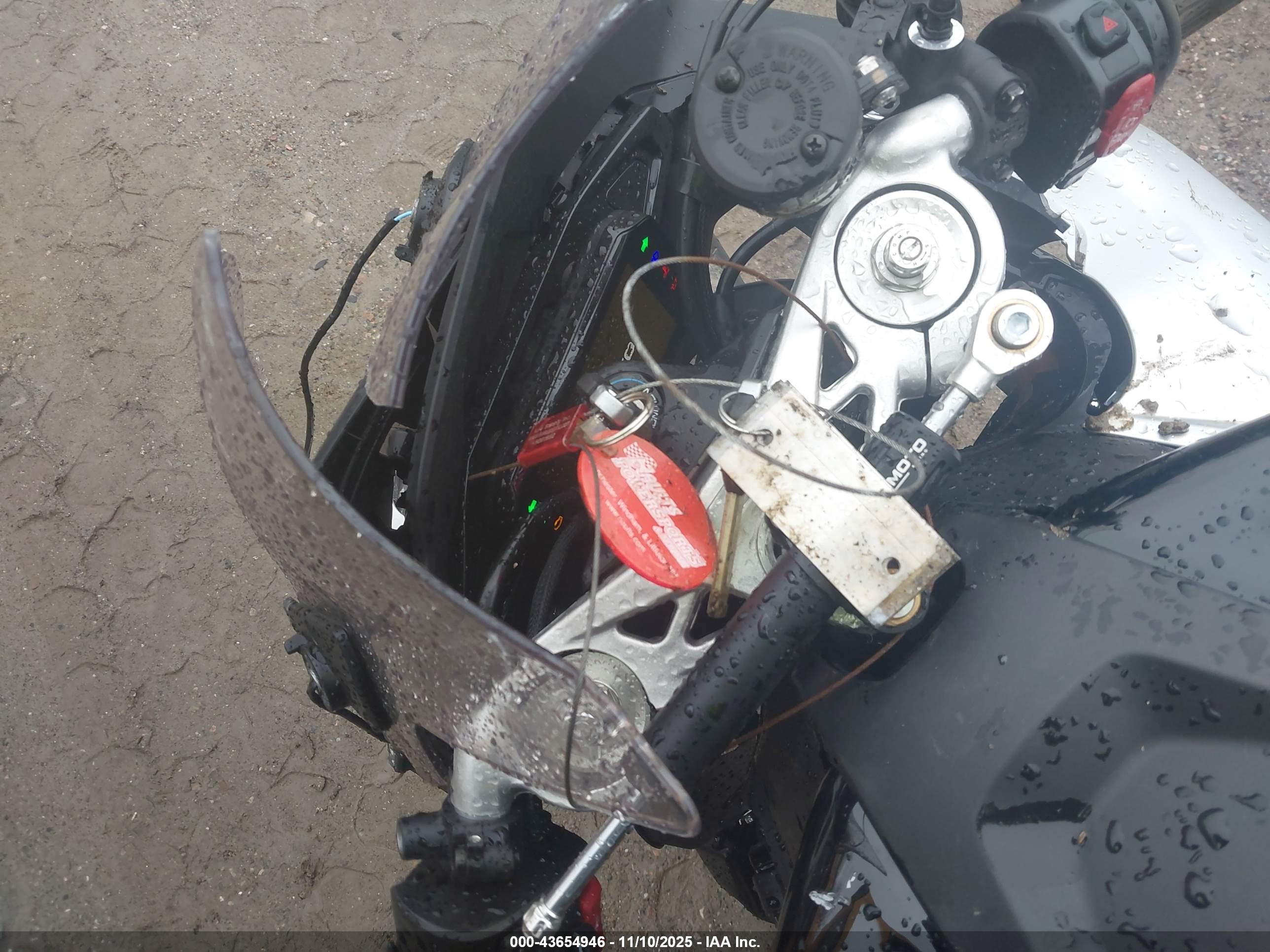 CF MOTO image 11