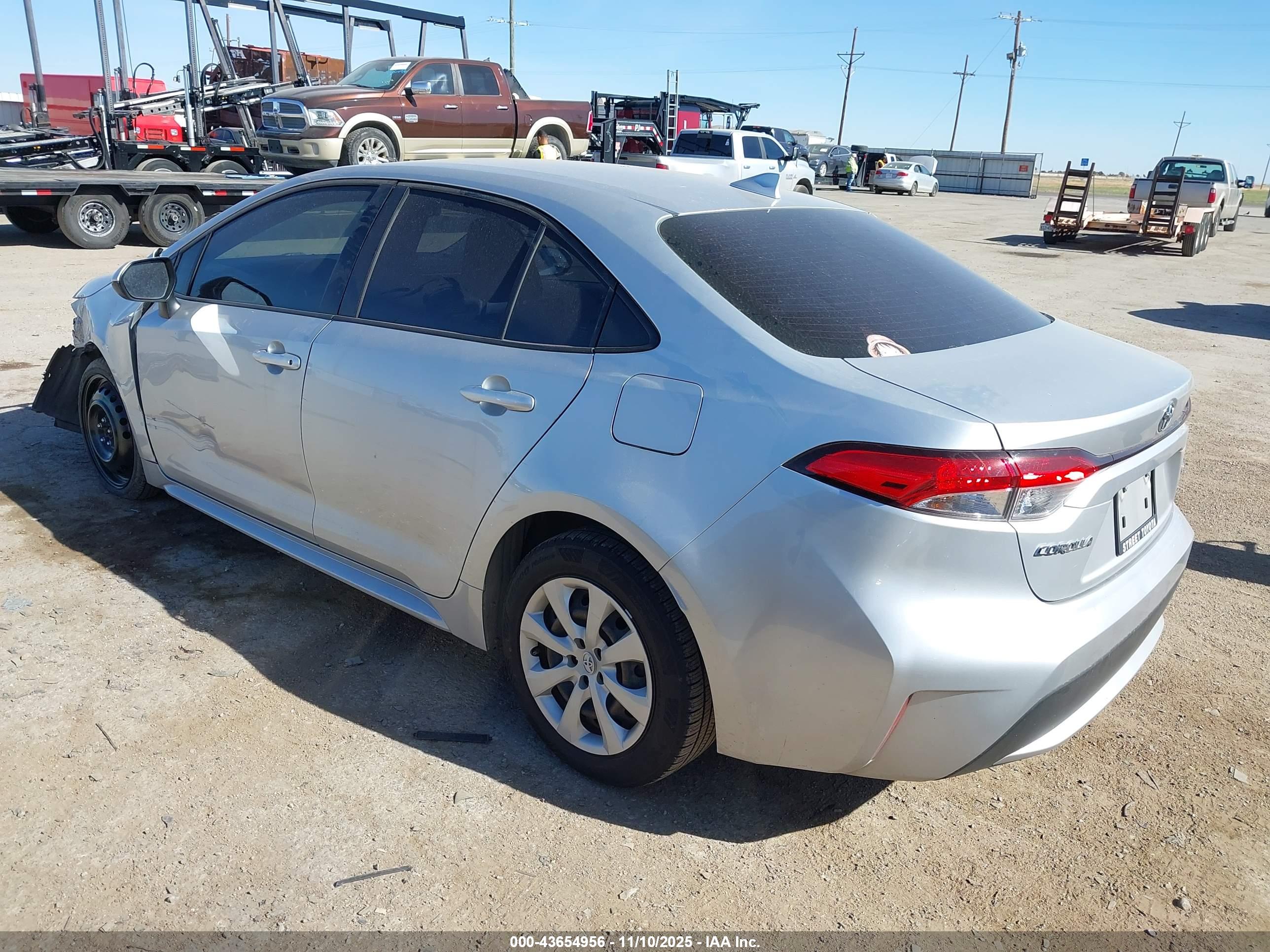 TOYOTA COROLLA image 3