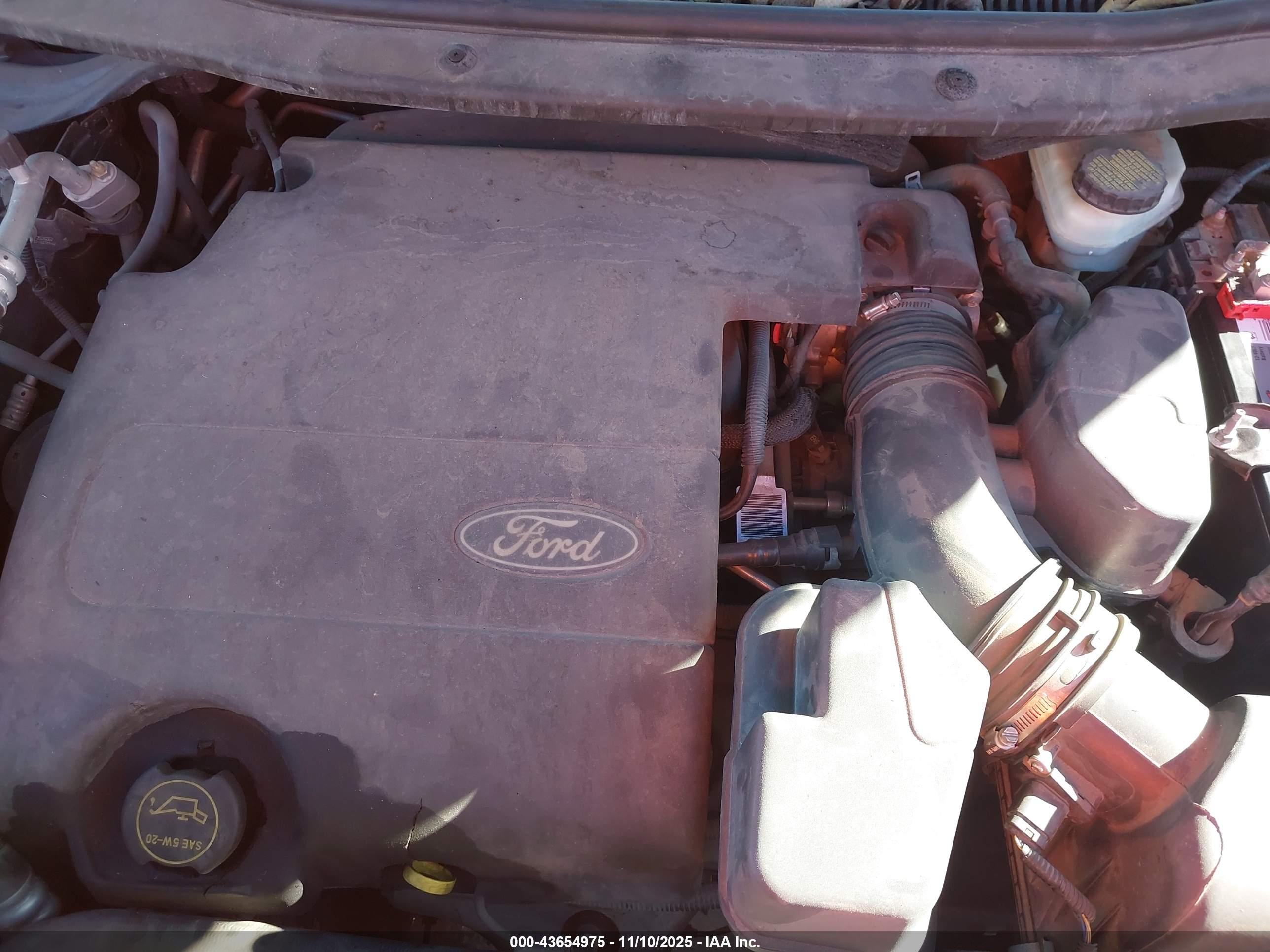 FORD EXPLORER image 10