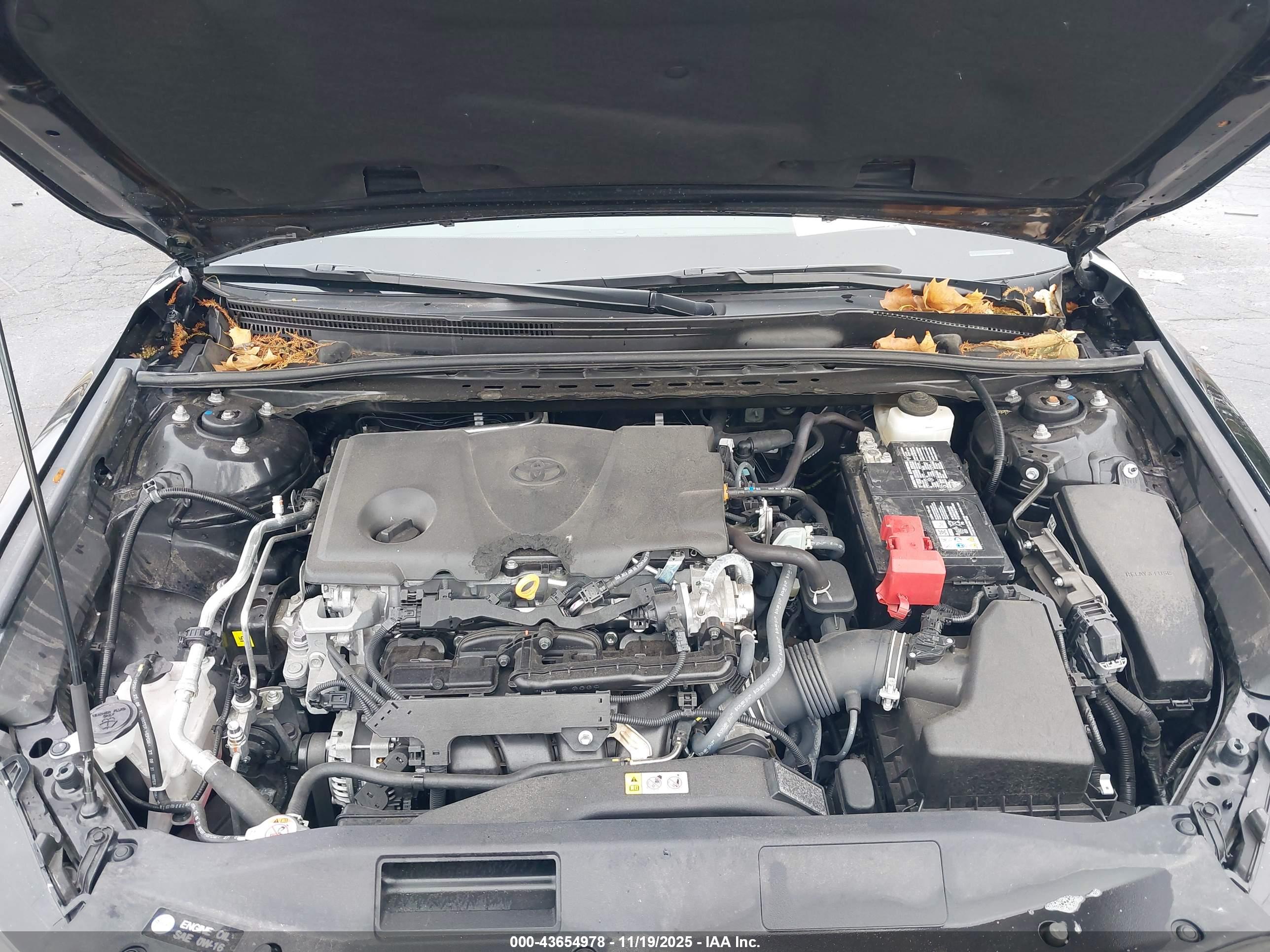 TOYOTA CAMRY image 10