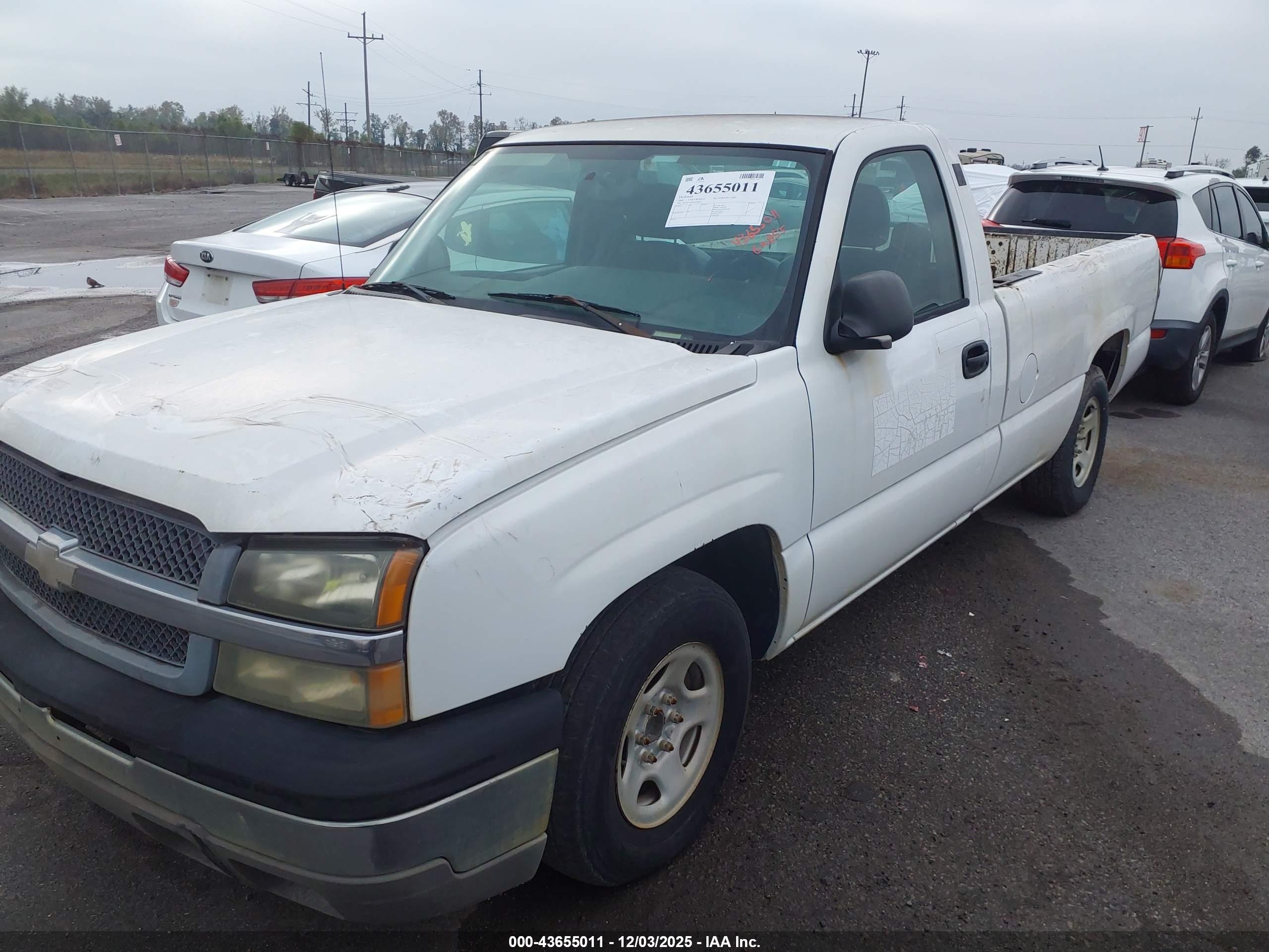 CHEVROLET SILVERADO image 2