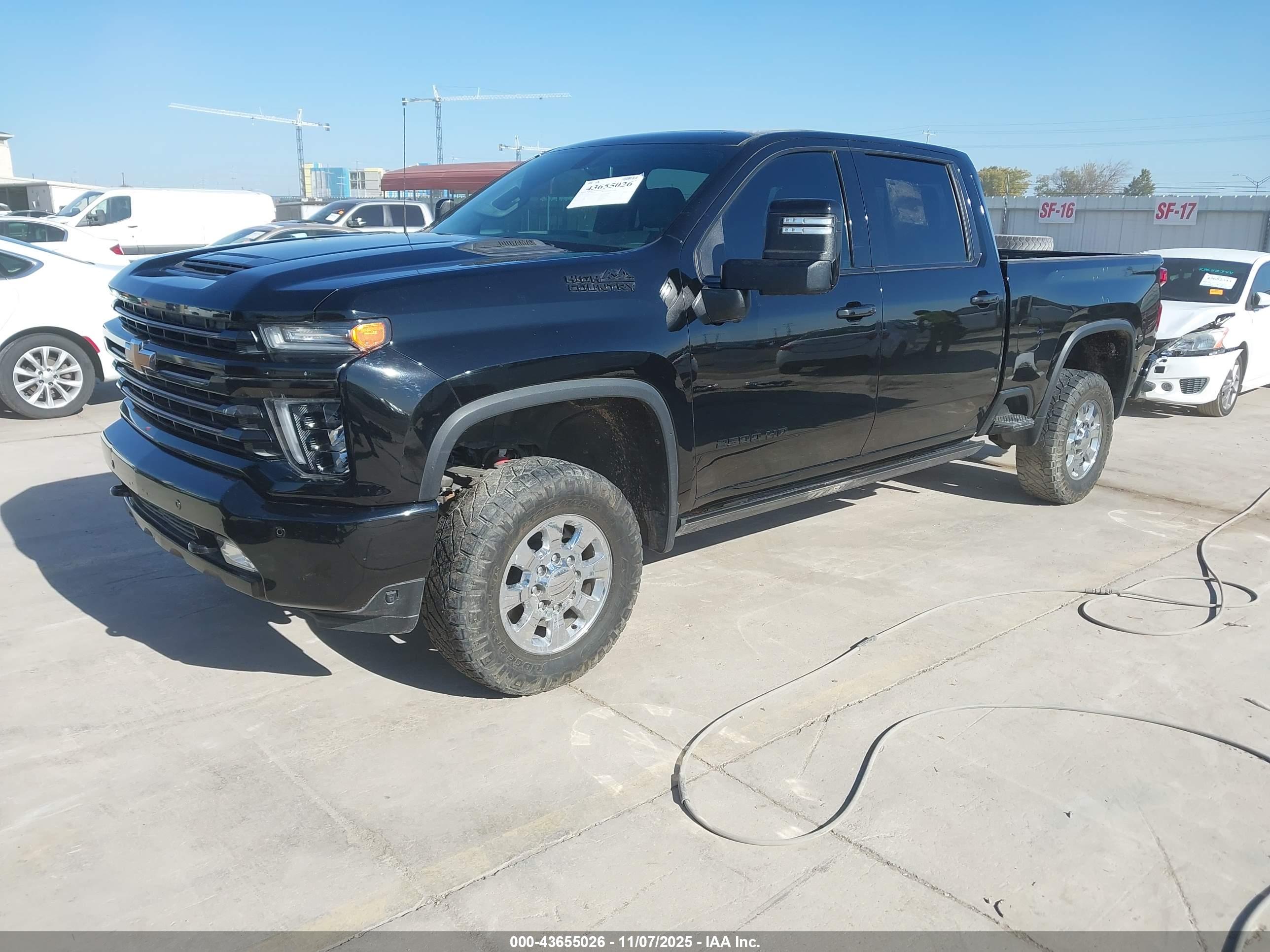 CHEVROLET SILVERADO image 2