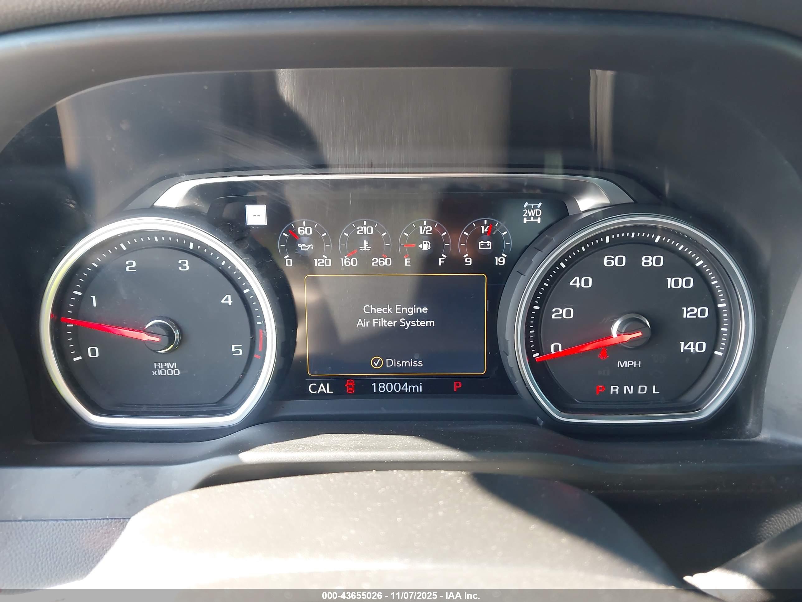 CHEVROLET SILVERADO image 6