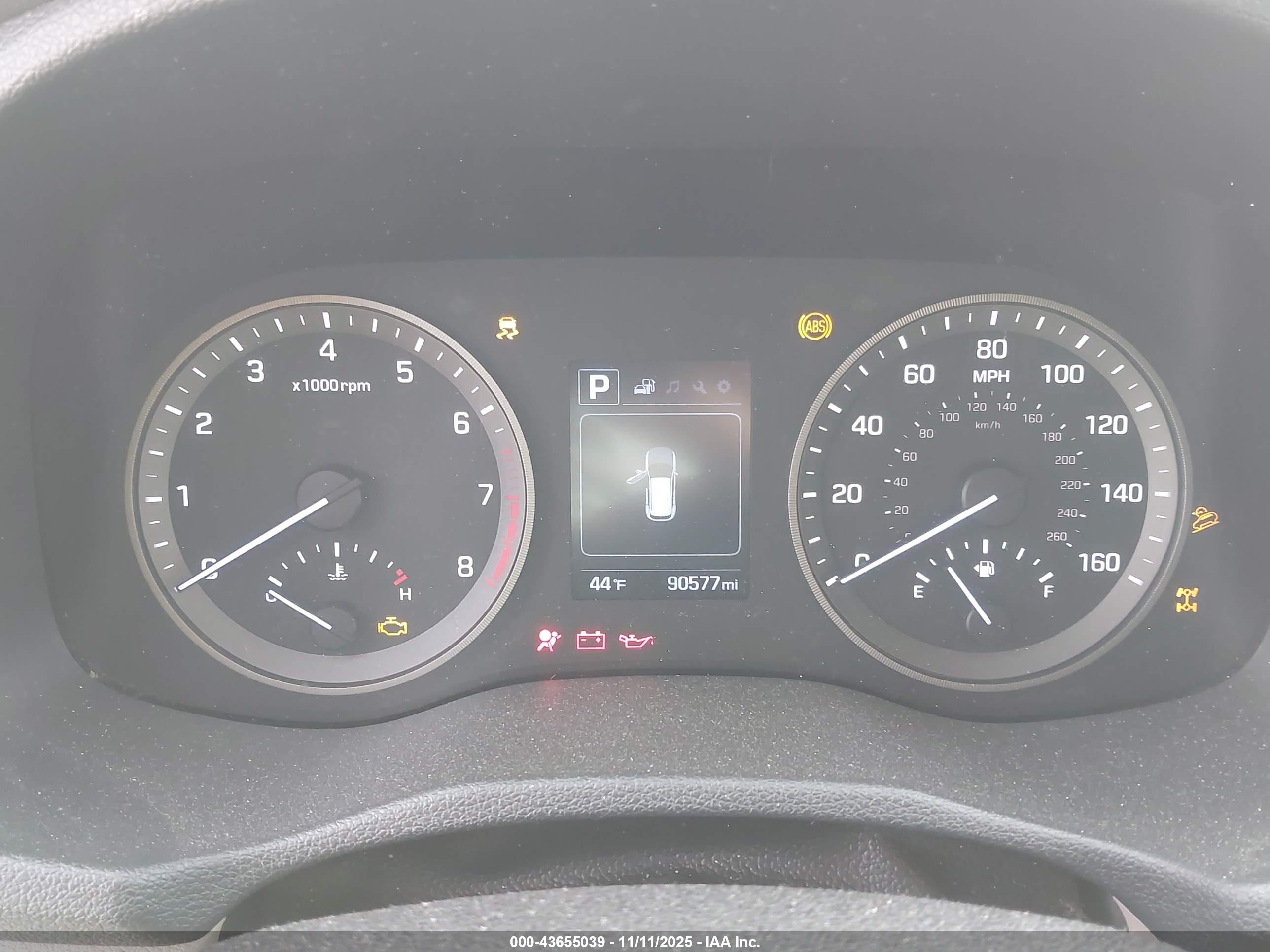 HYUNDAI TUCSON image 7