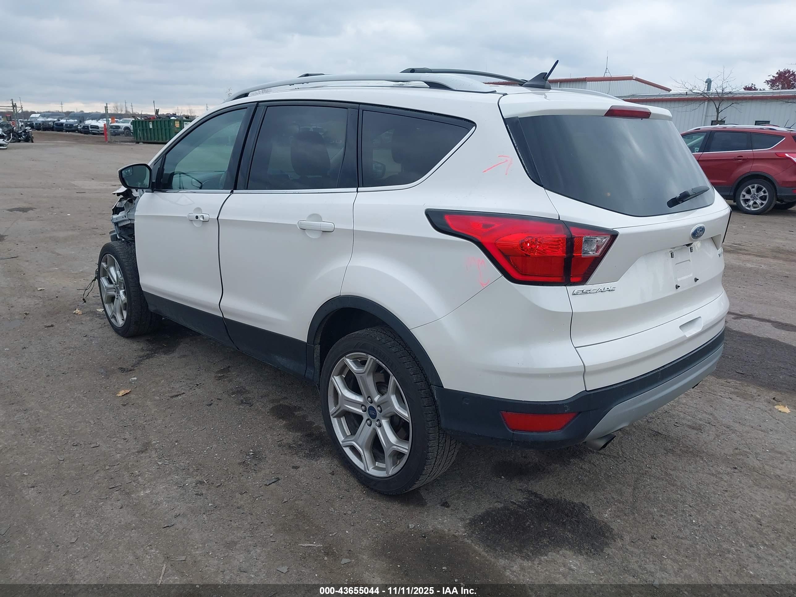 FORD ESCAPE image 3