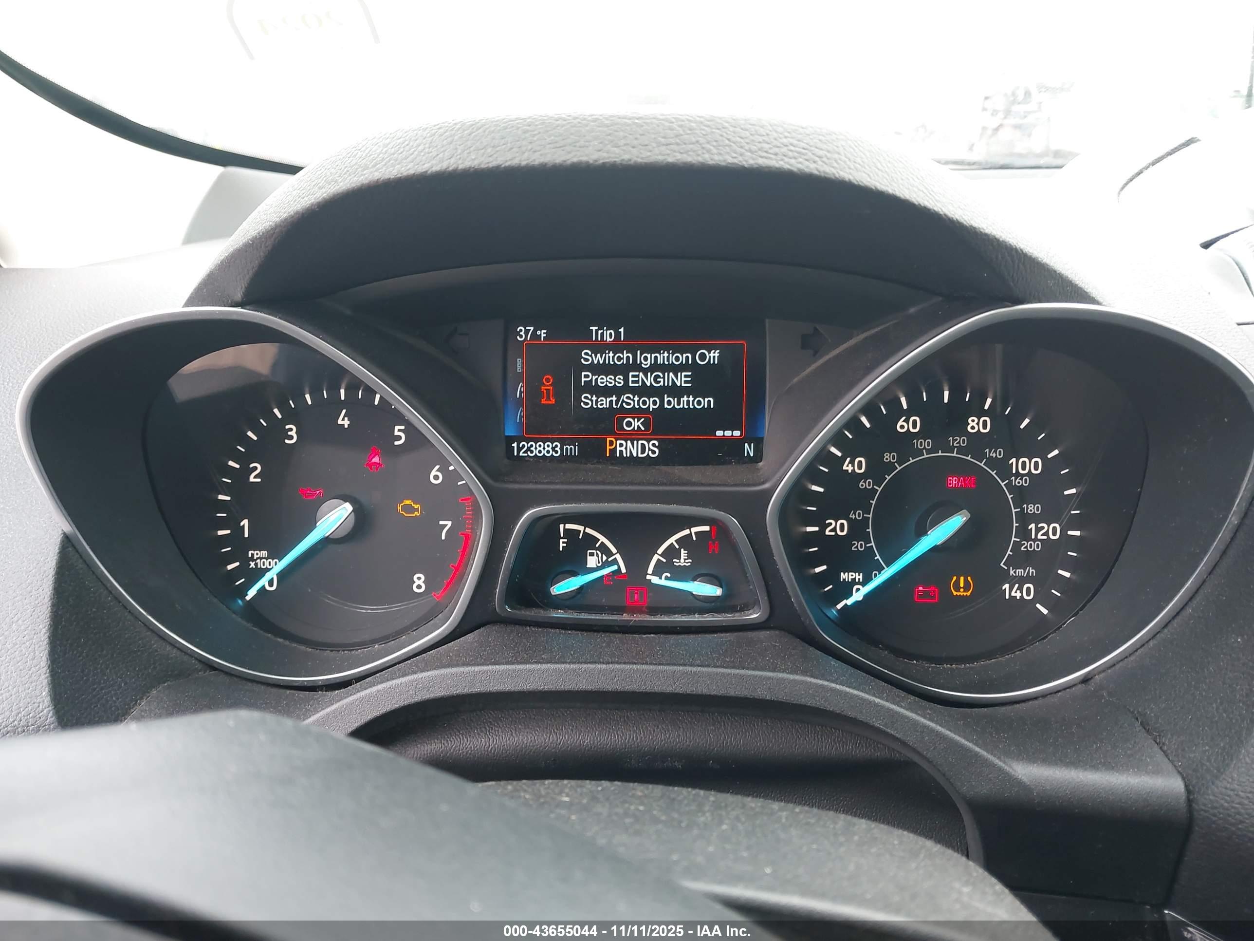 FORD ESCAPE image 7