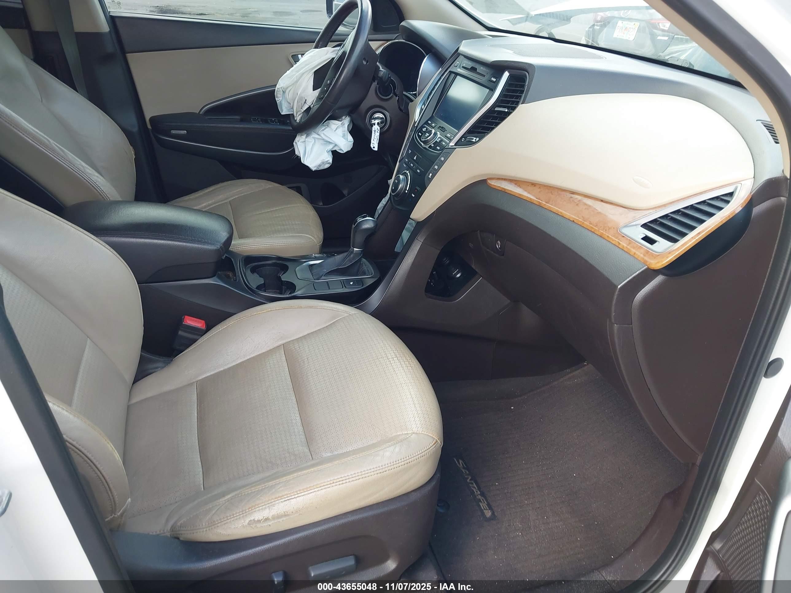 HYUNDAI SANTA image 5