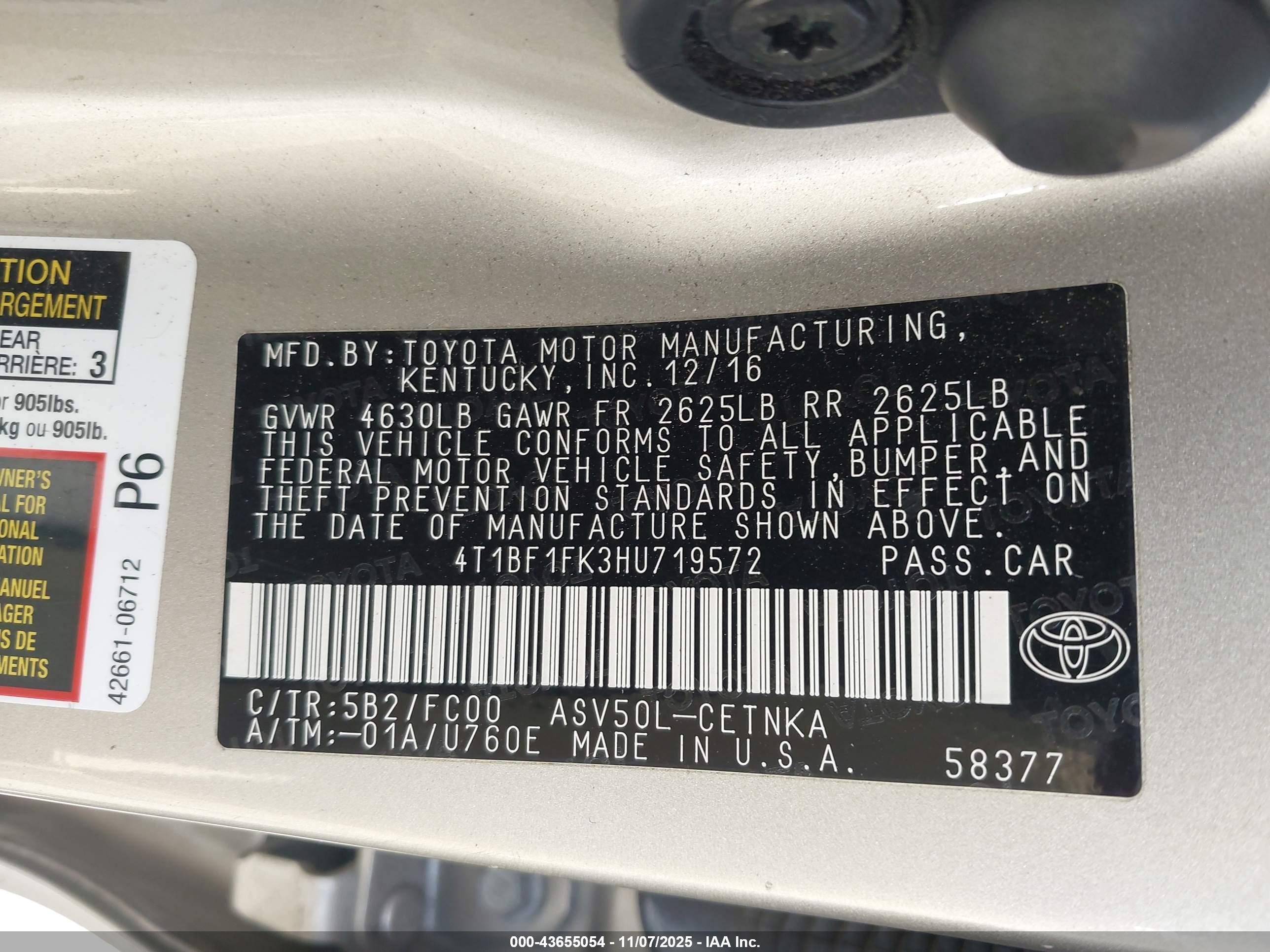 TOYOTA CAMRY image 9
