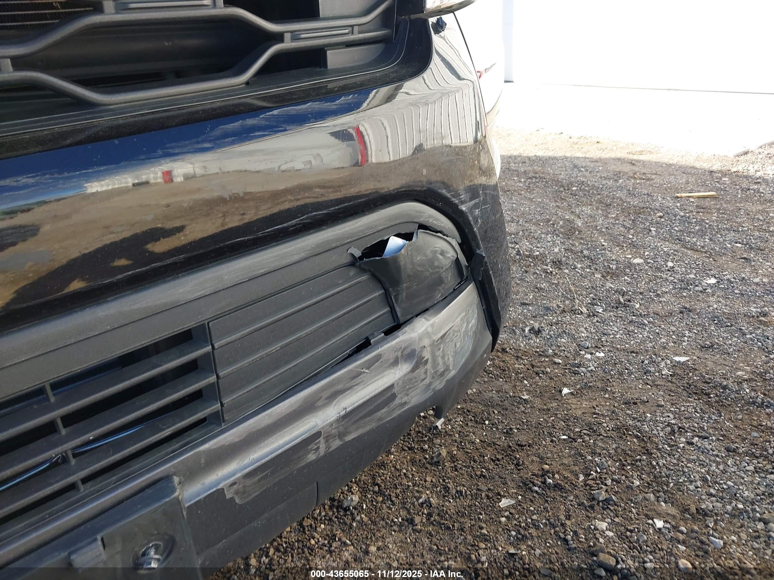 FORD EXPEDITION image 6